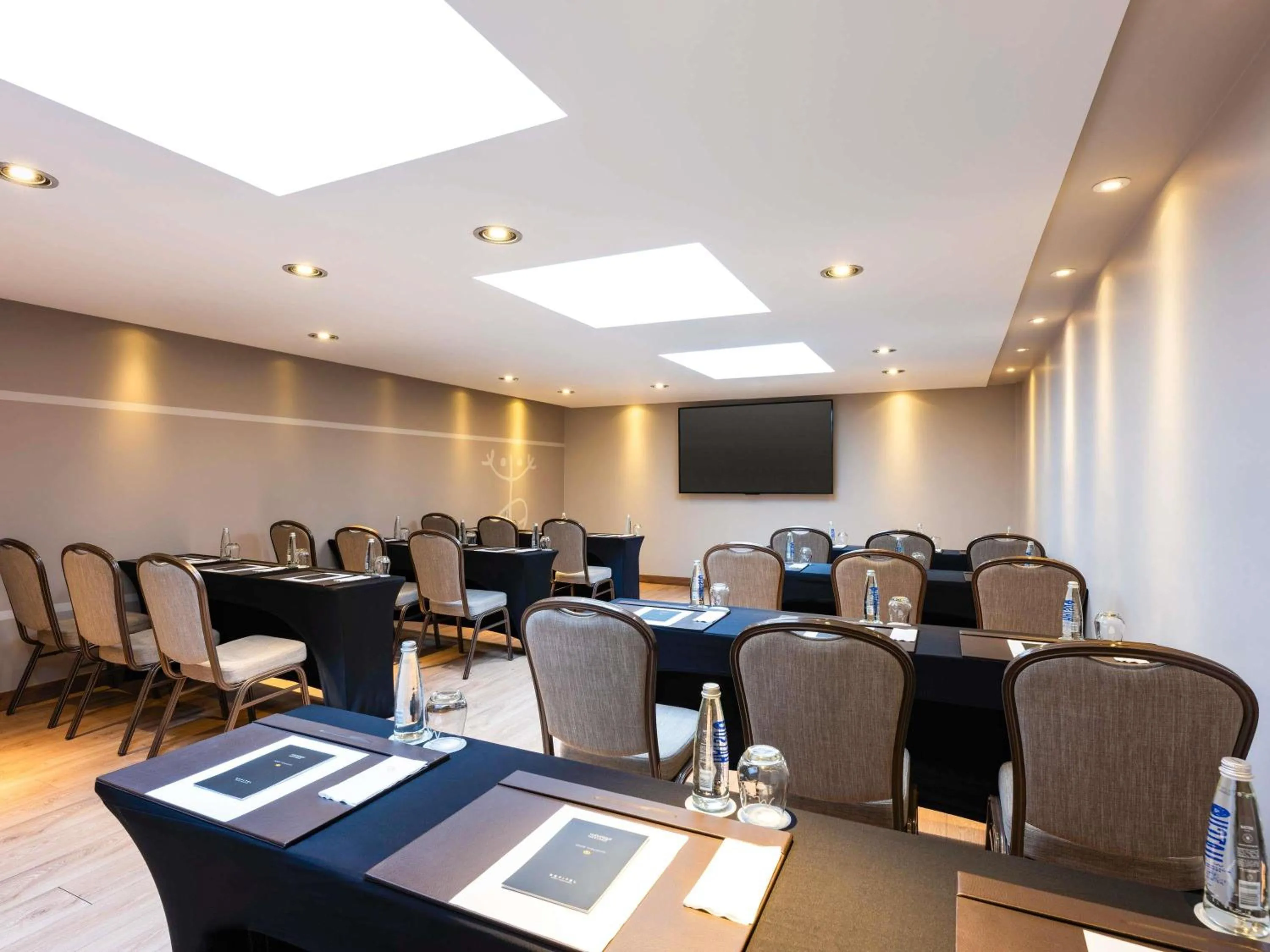 Meeting/conference room in Sofitel Bogota Victoria Regia