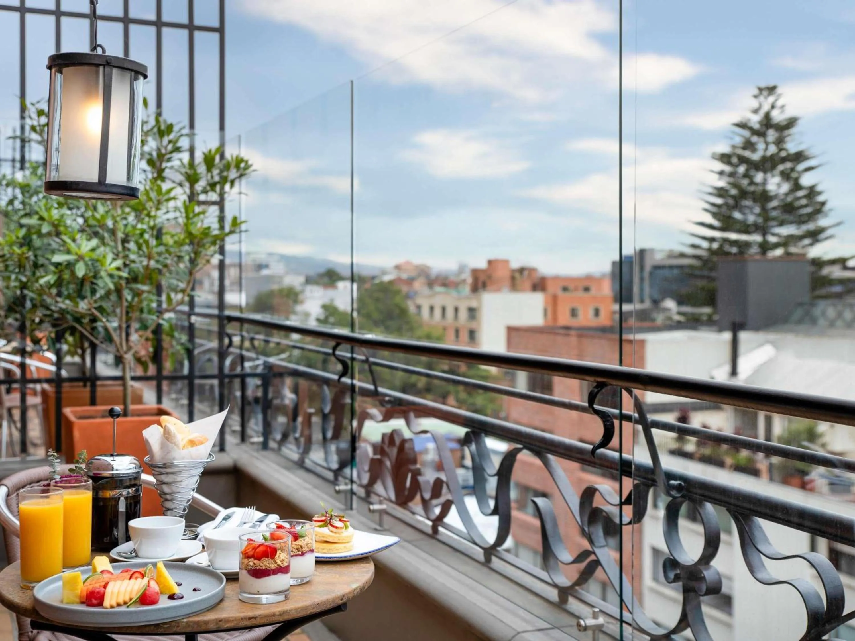 Bedroom in Sofitel Bogota Victoria Regia