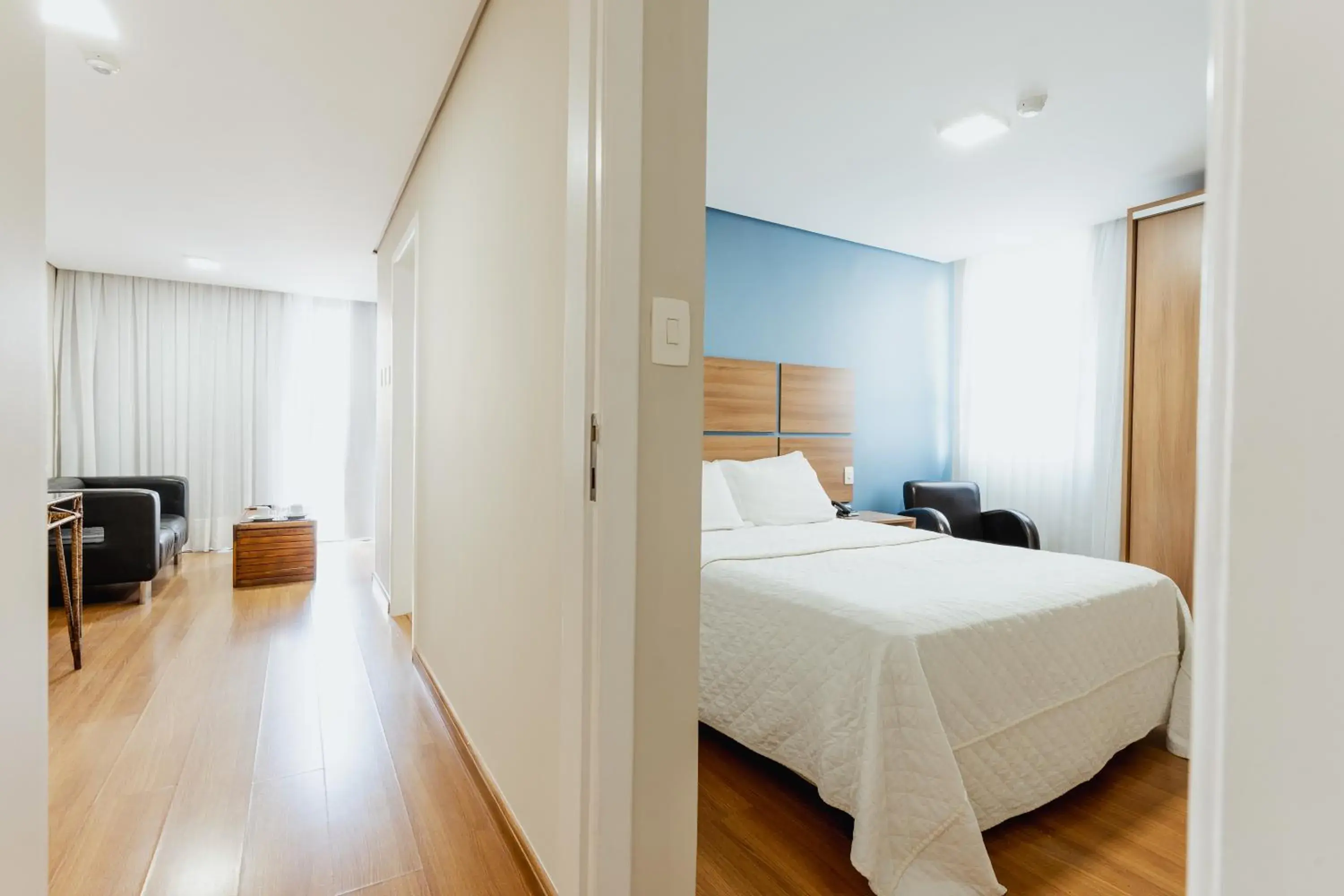 Bedroom, Bed in Victory Suites Bedroom, Bed in Victory Suites