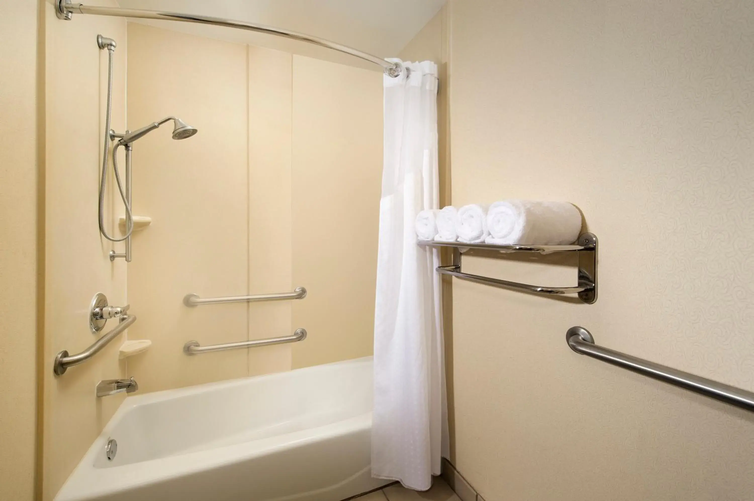Suite - Mobility Access/Hearing Accessible in Holiday Inn Express & Suites San Antonio West Sea World Area by IHG Suite - Mobility Access/Hearing Accessible in Holiday Inn Express & Suites San Antonio West Sea World Area by IHG