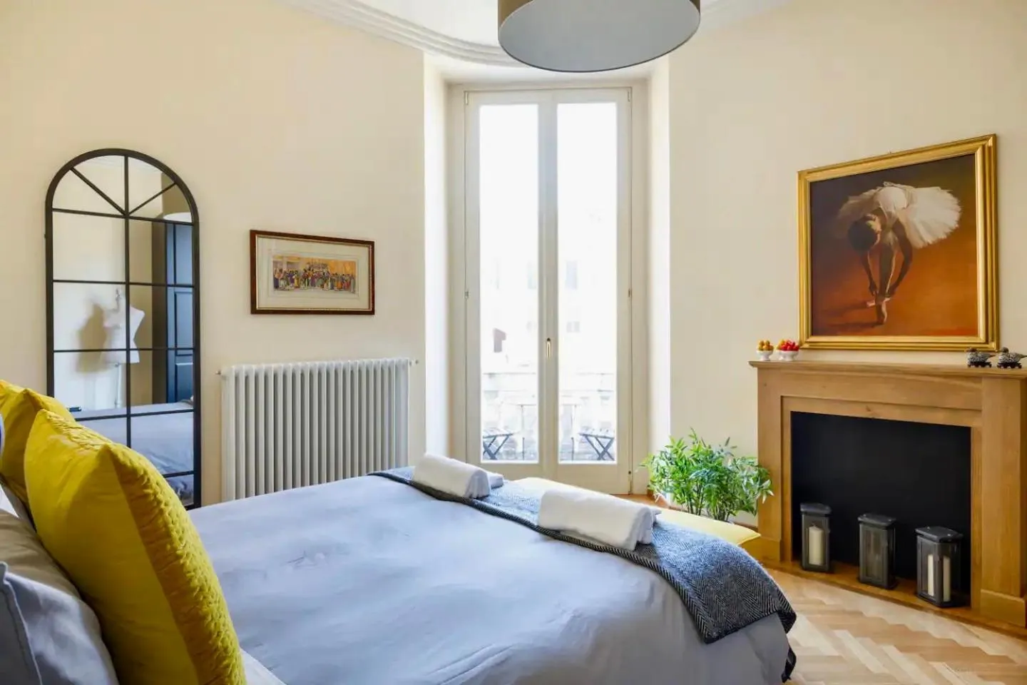 Bedroom, Bed in Sweethome Crispi