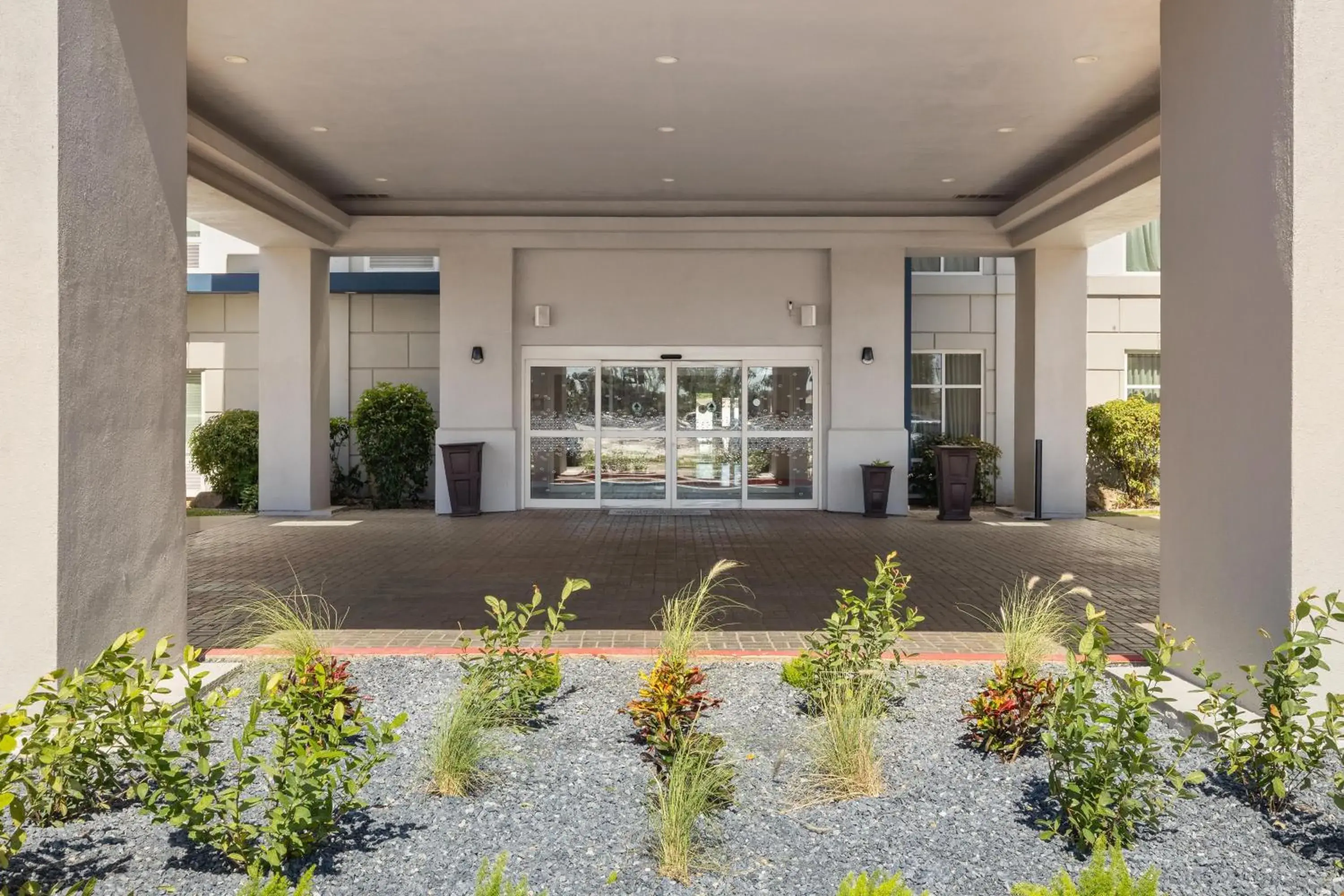 Property building in Hampton Inn & Suites McAllen Property building in Hampton Inn & Suites McAllen