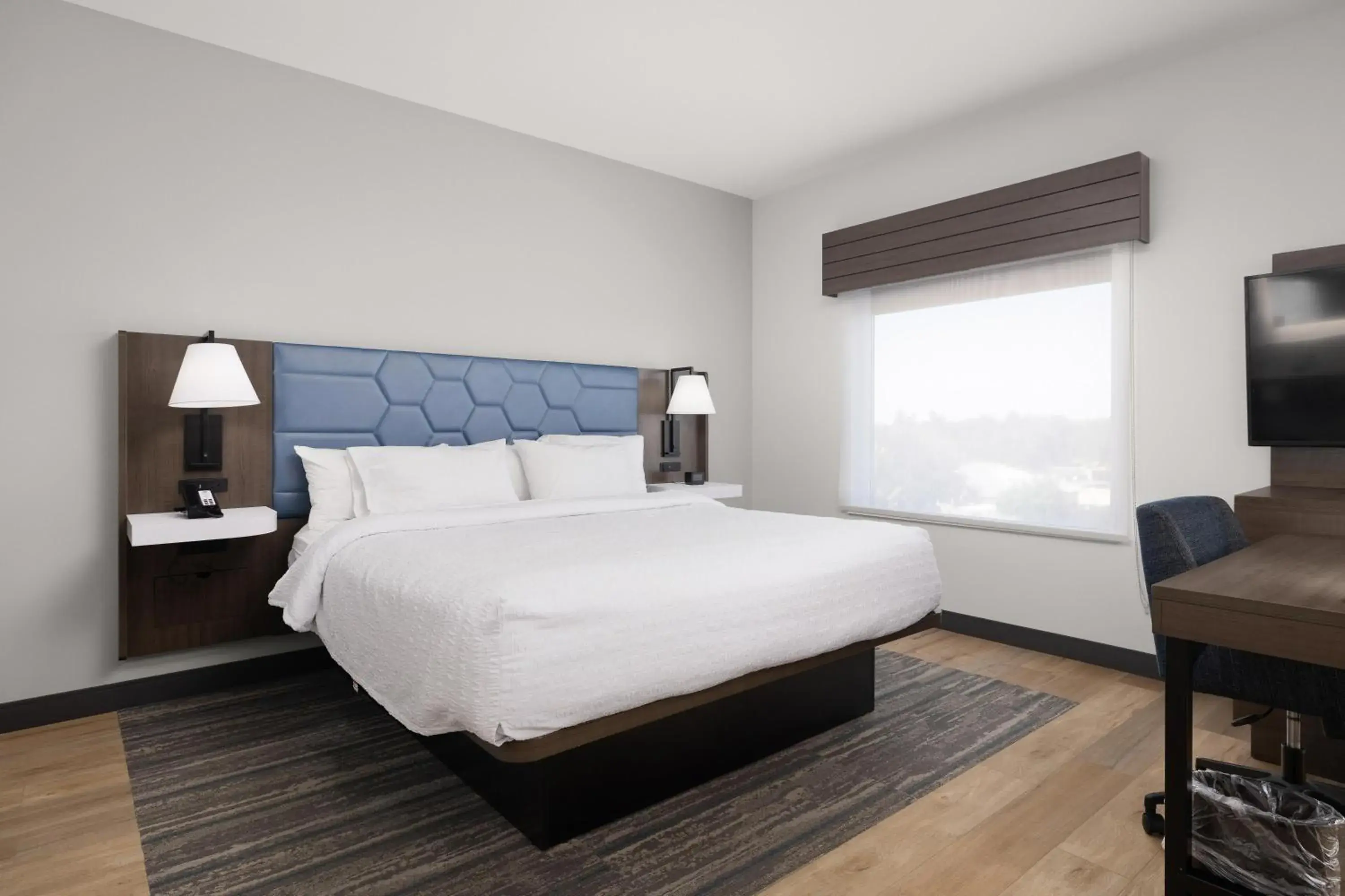 Bed in Hampton Inn & Suites McAllen Bed in Hampton Inn & Suites McAllen