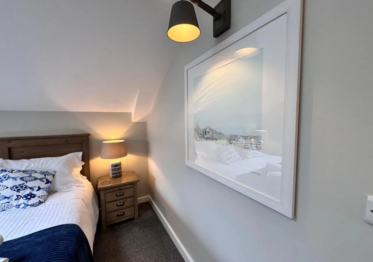 Bedroom, Bed in The Waterfront Inn