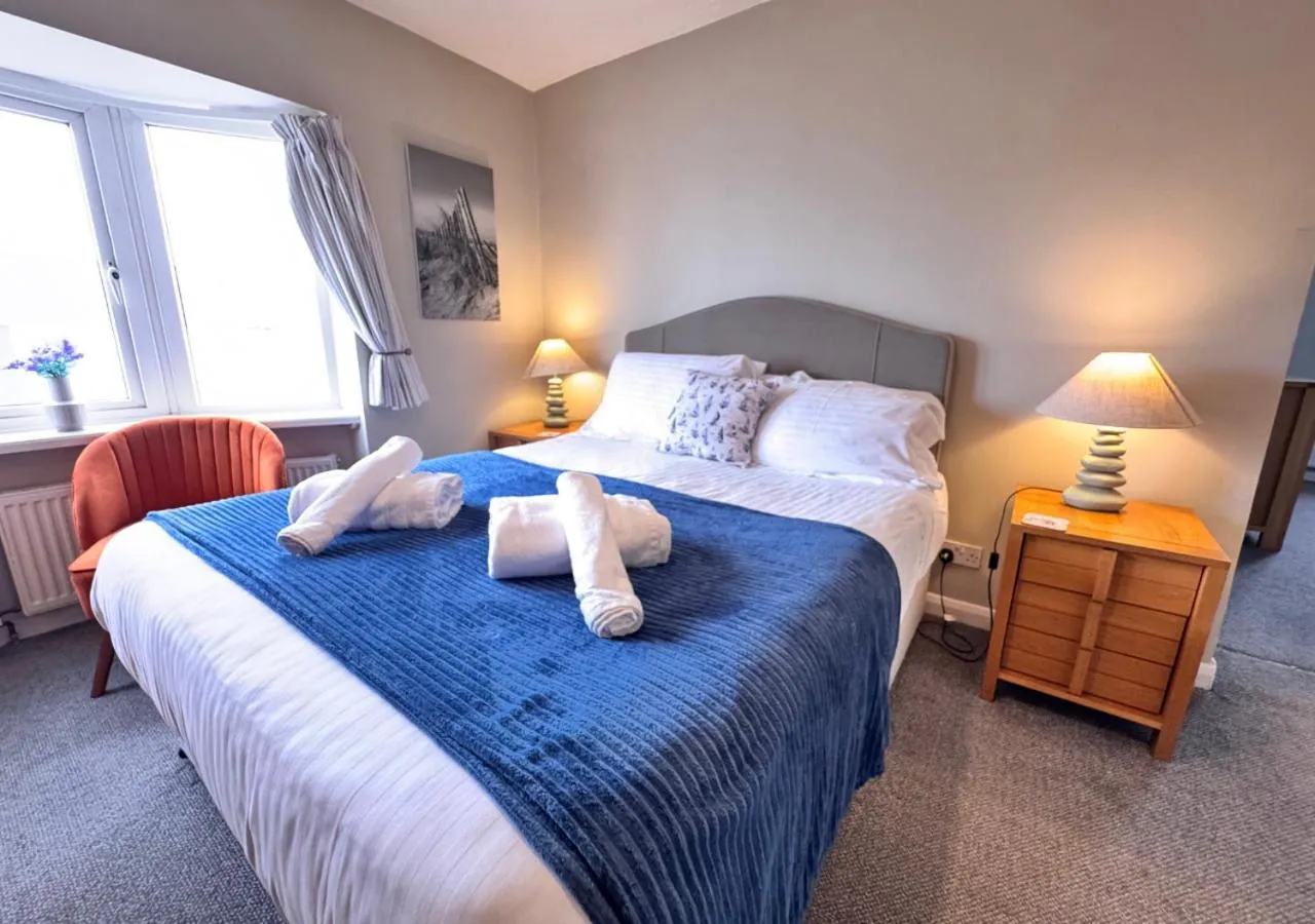 Bedroom, Bed in The Waterfront Inn