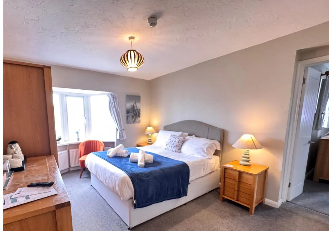 Bedroom, Bed in The Waterfront Inn