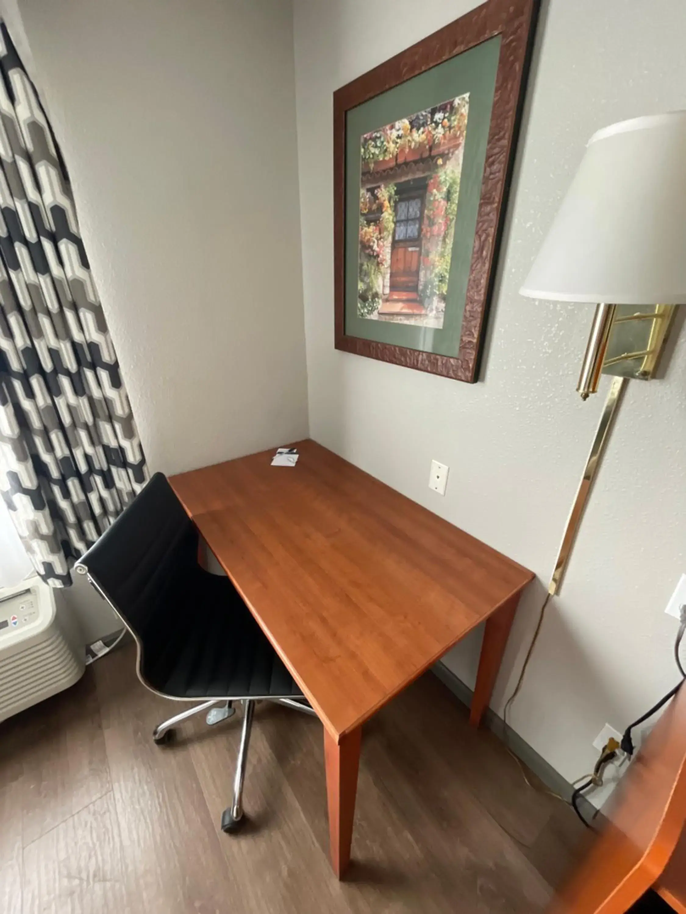 King Room - Non-Smoking in Baymont by Wyndham Yreka King Room - Non-Smoking in Baymont by Wyndham Yreka