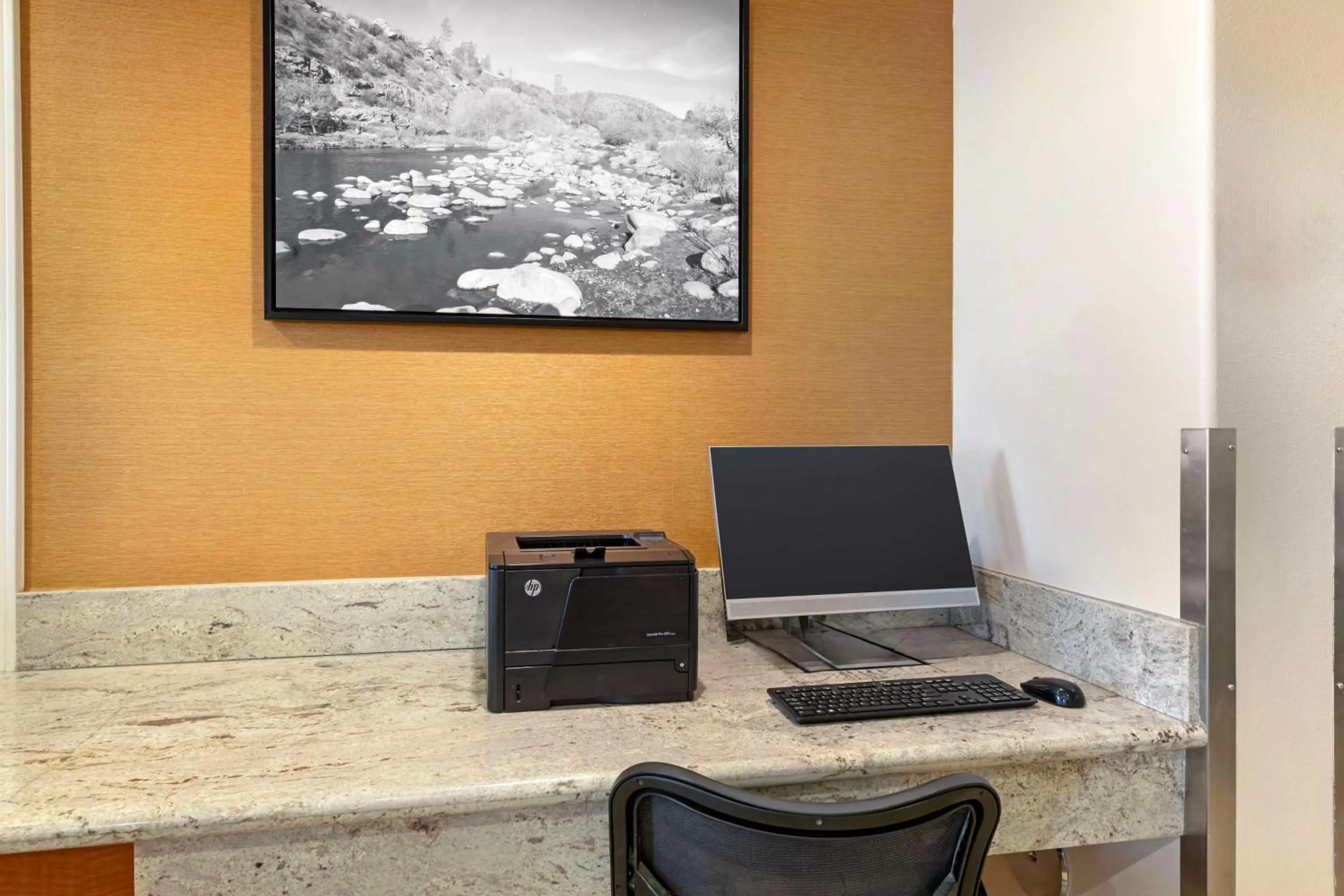 Business facilities in Best Western Plus Country Park Hotel