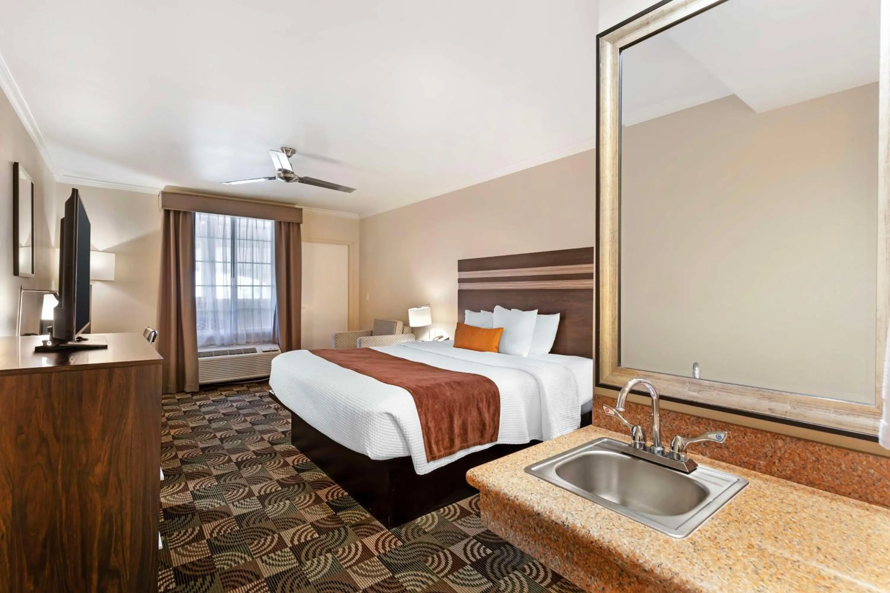 Bedroom, Bed in Best Western Plus Country Park Hotel