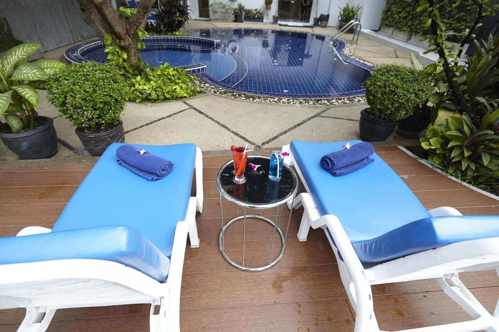 Swimming pool in Anya Nana at Sukhumvit Bangkok