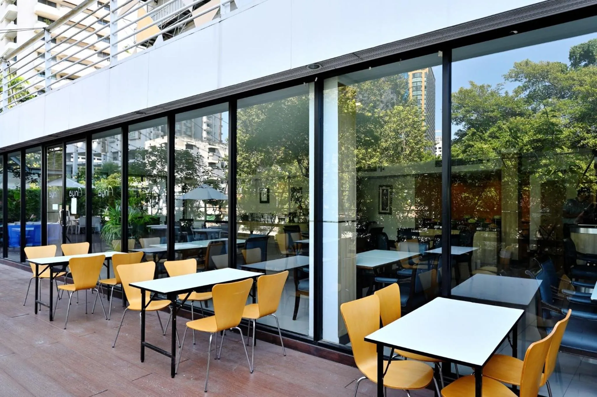 Restaurant/places to eat in Anya Nana at Sukhumvit Bangkok