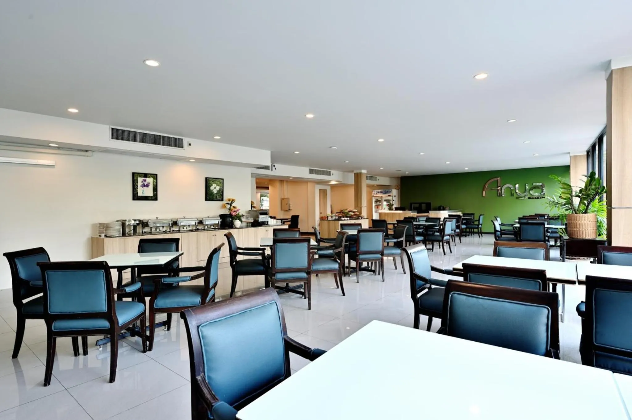 Restaurant/places to eat in Anya Nana at Sukhumvit Bangkok