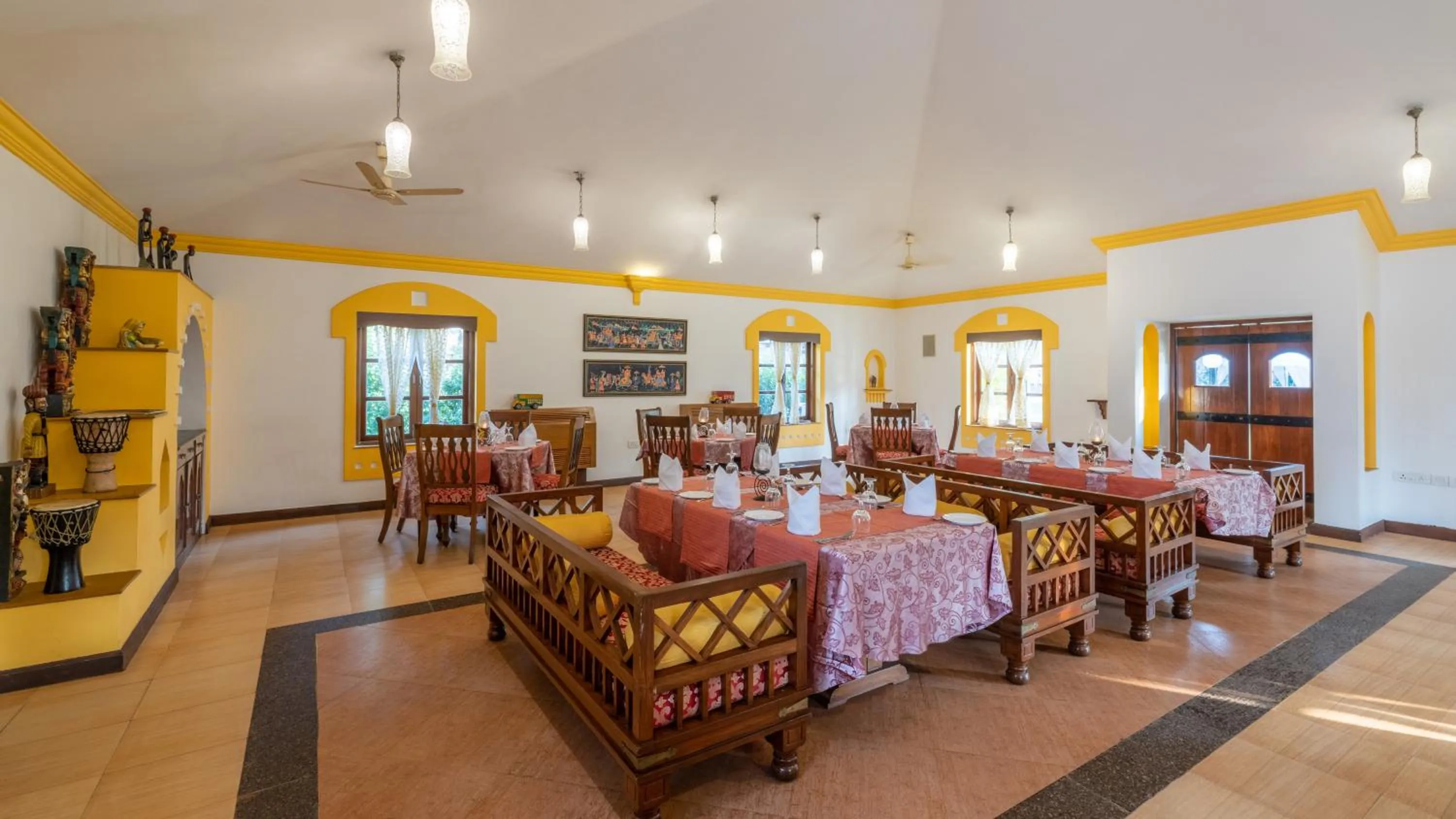 Restaurant/places to eat in Novotel Goa Dona Sylvia Resort