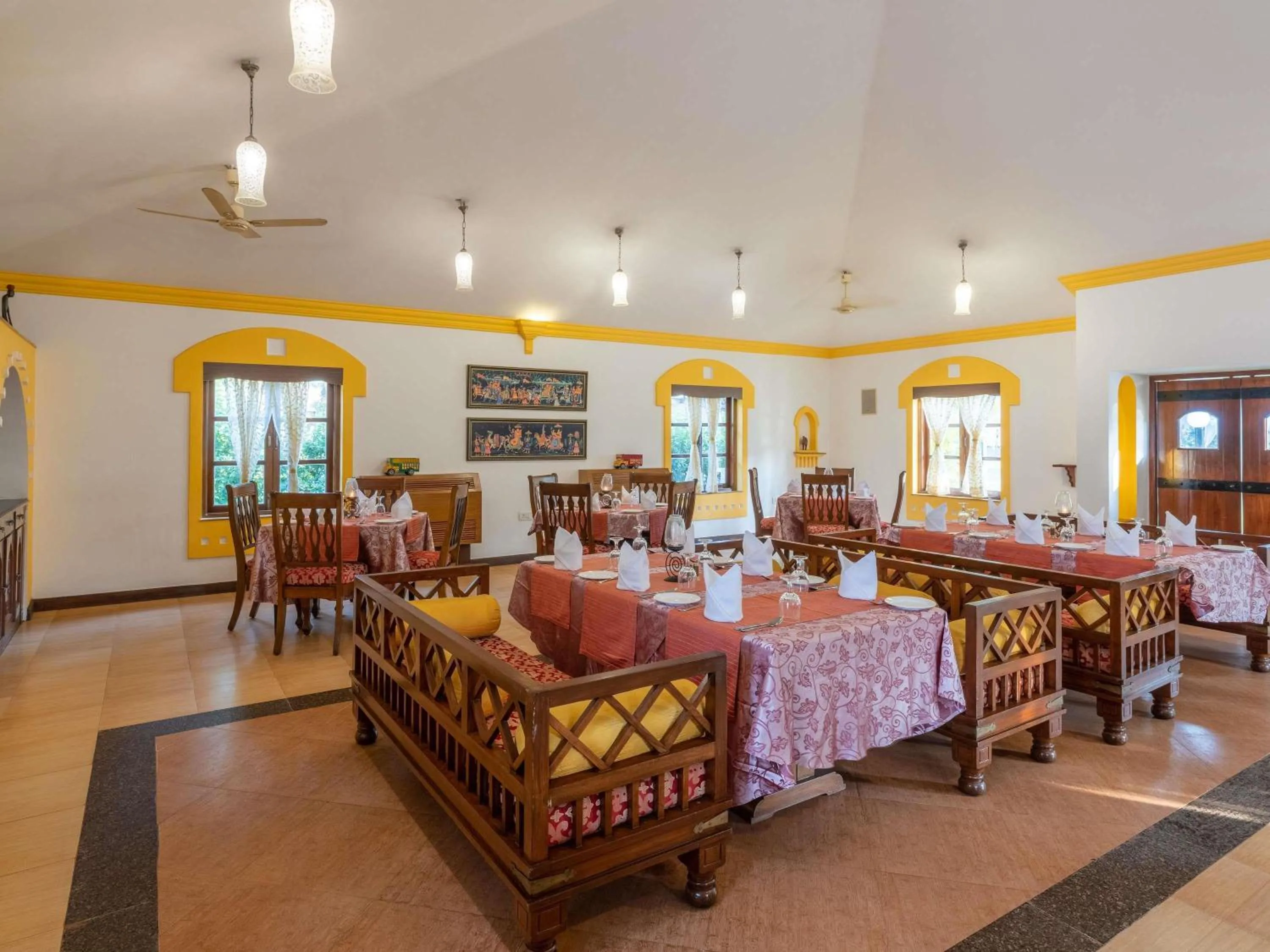 Restaurant/places to eat in Novotel Goa Dona Sylvia Resort