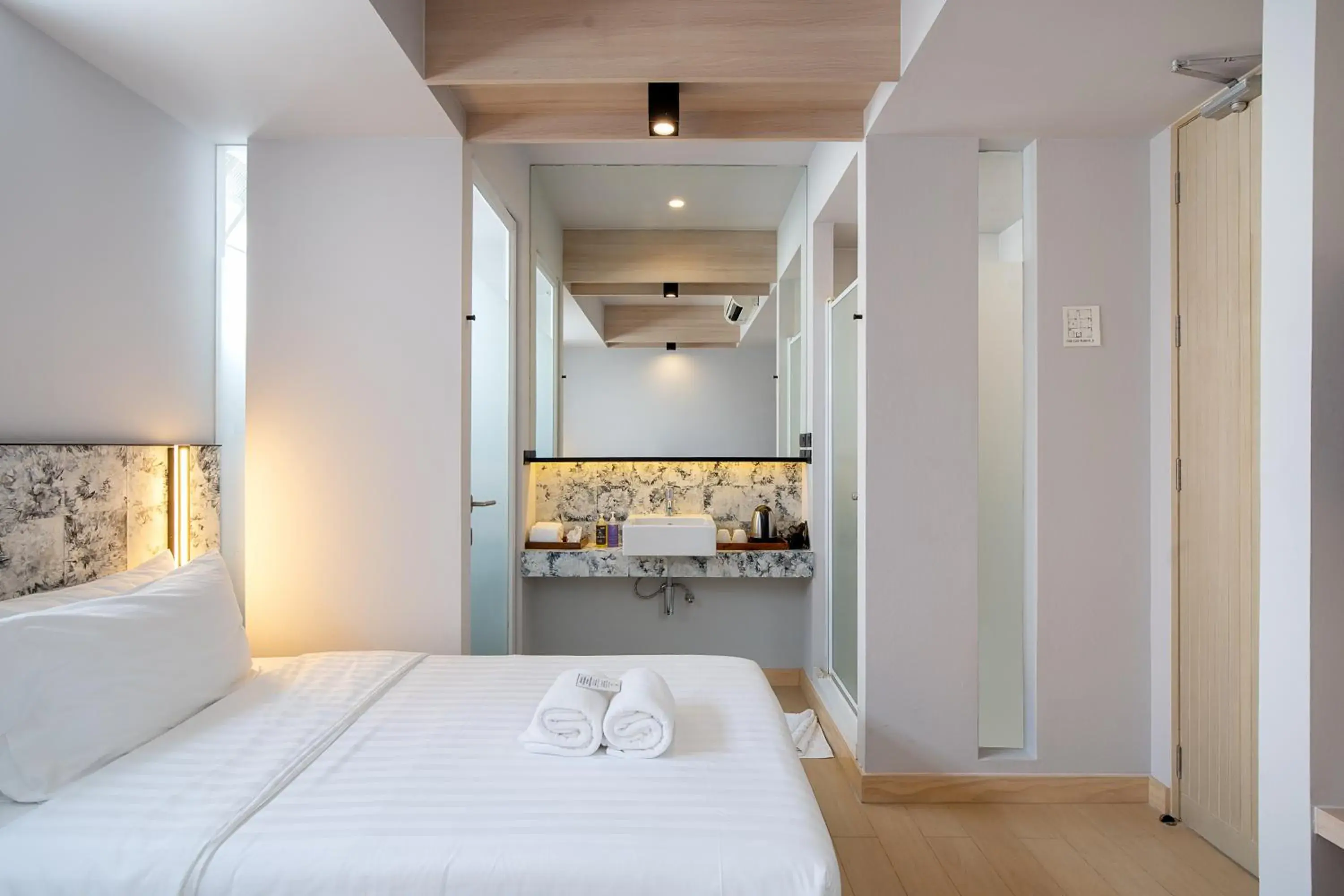 Bedroom, Bed in Metz Pratunam Bedroom, Bed in Metz Pratunam