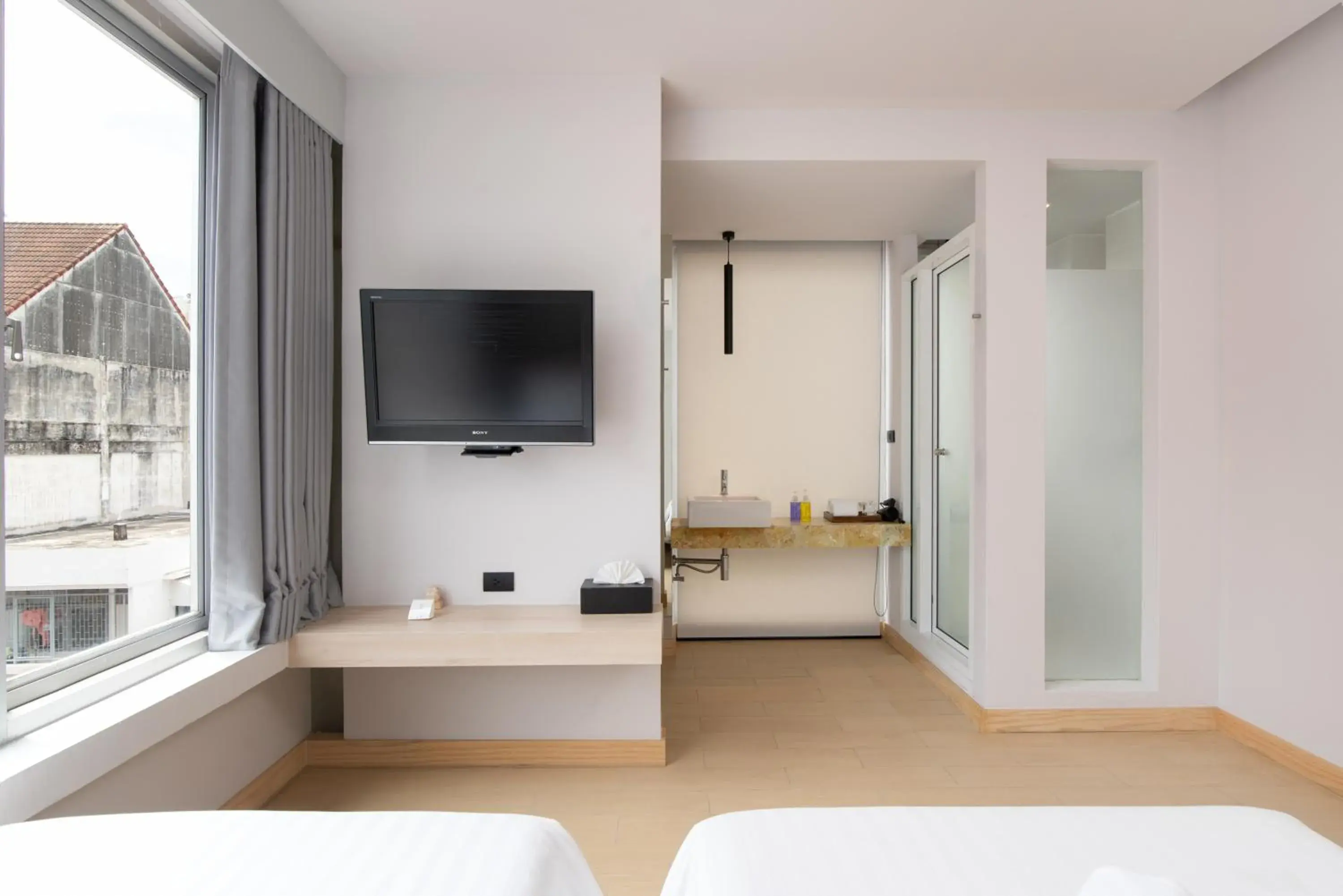 Seating area, Bed in Metz Pratunam Seating area, Bed in Metz Pratunam