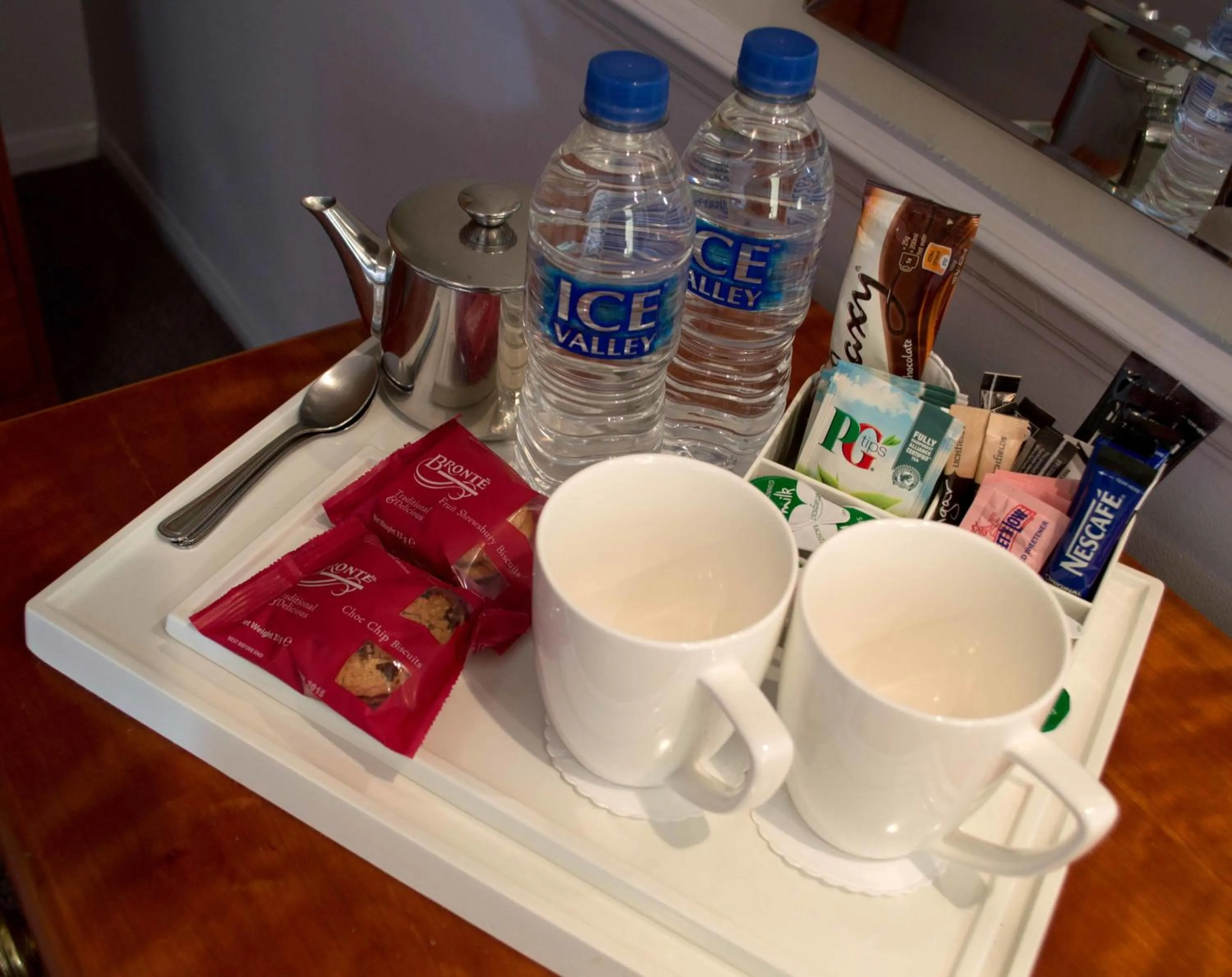 Coffee/tea facilities in The Poplars Moulton