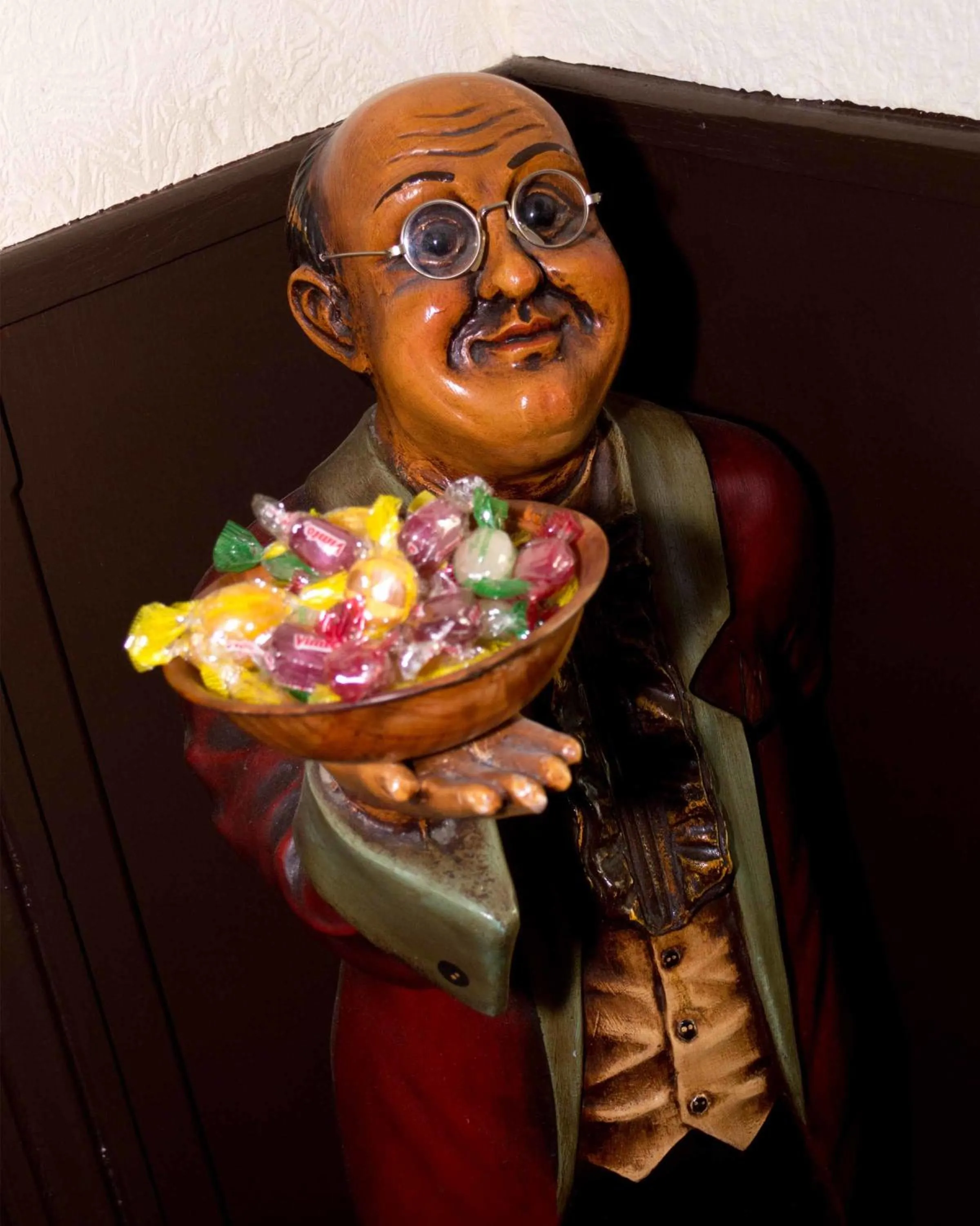 Decorative detail in The Poplars Moulton