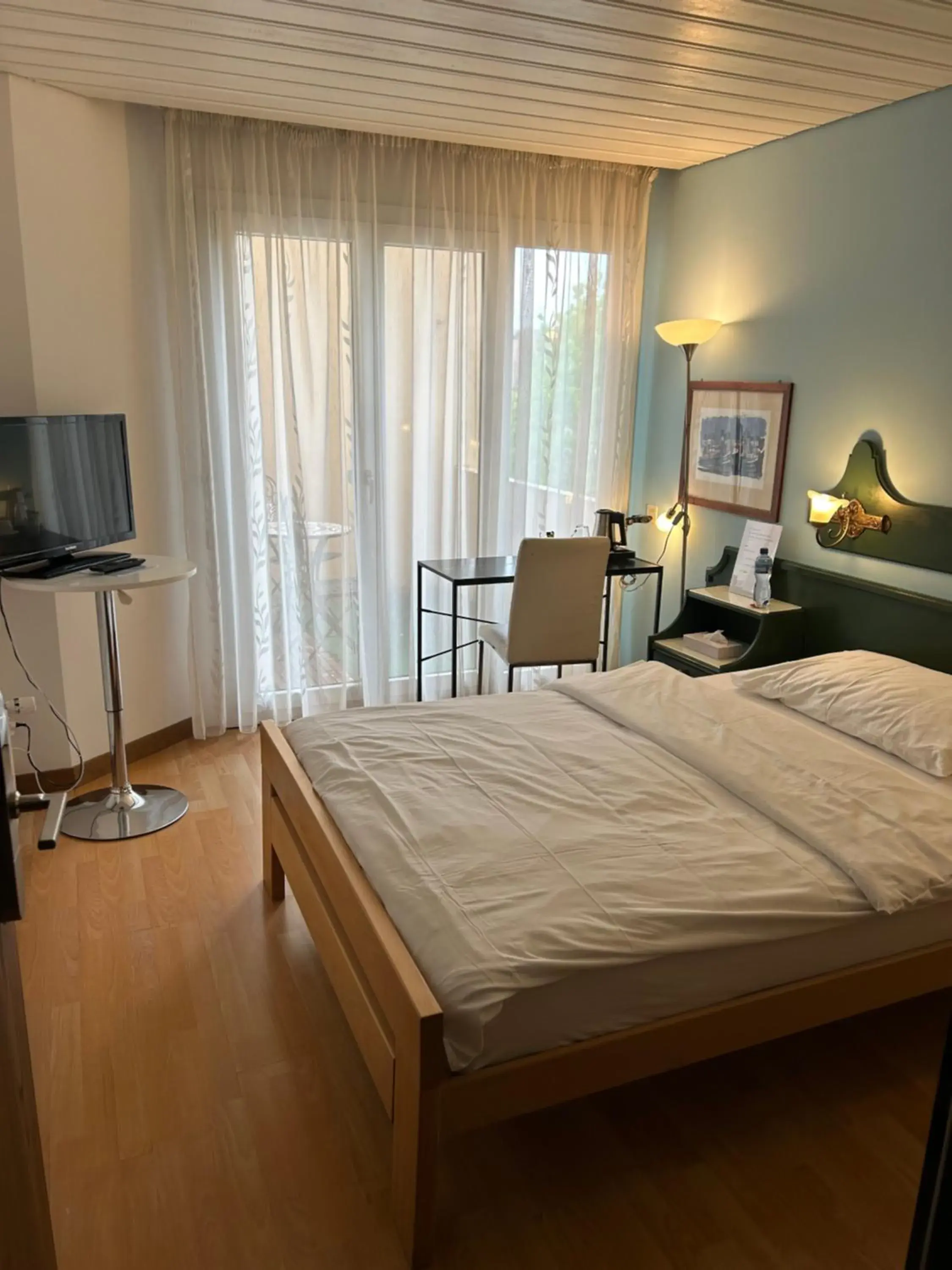 Single Room with Balcony in Hotel La Balance self check-in Single Room with Balcony in Hotel La Balance self check-in