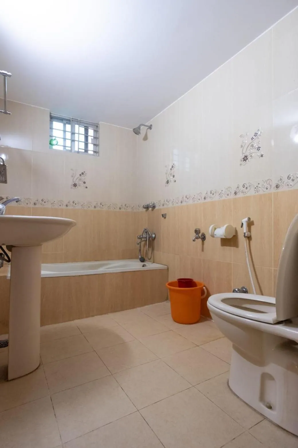 Shower in Grand Selim Resort & Tour – GSRT