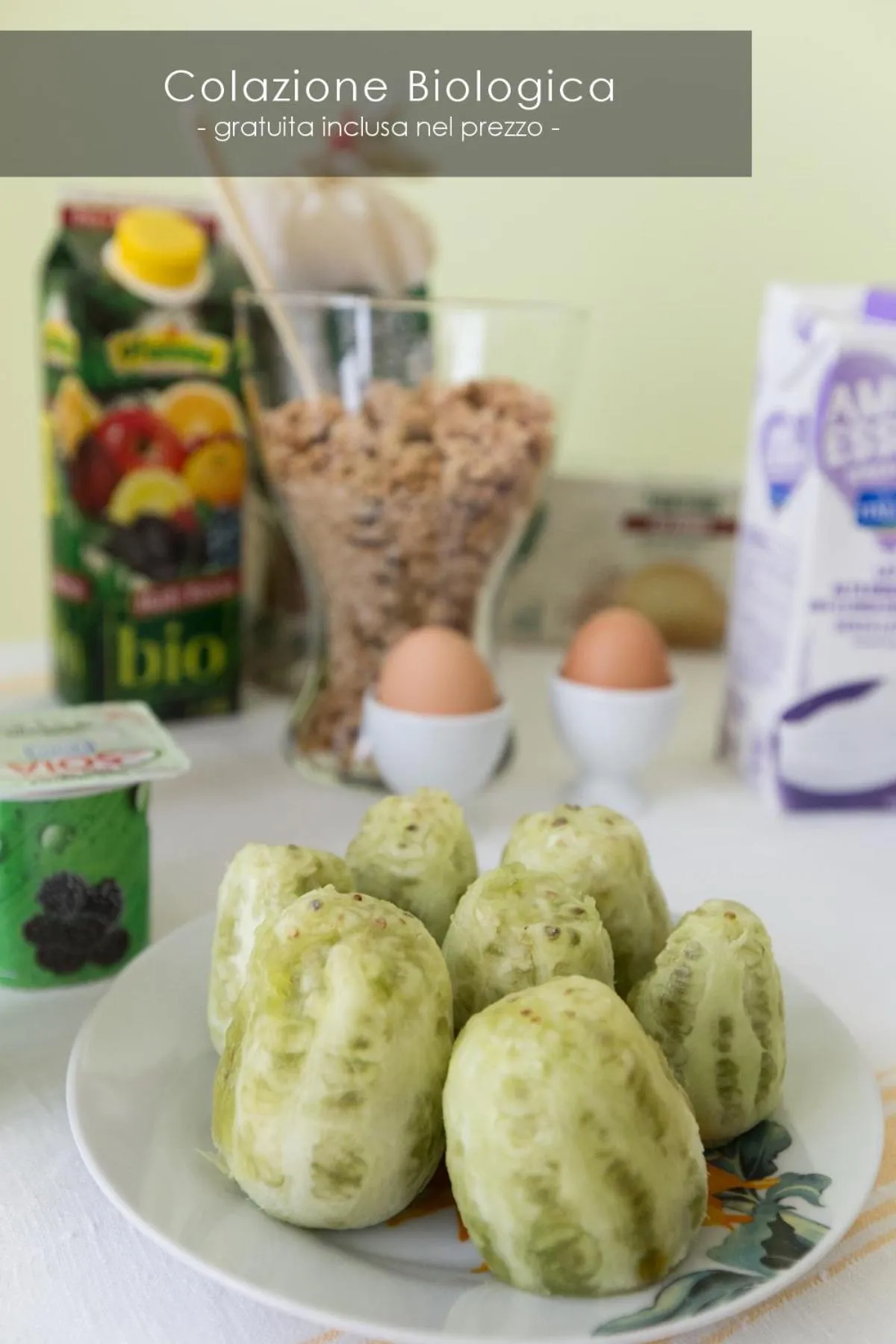 Buffet breakfast in La Casa del Liberty