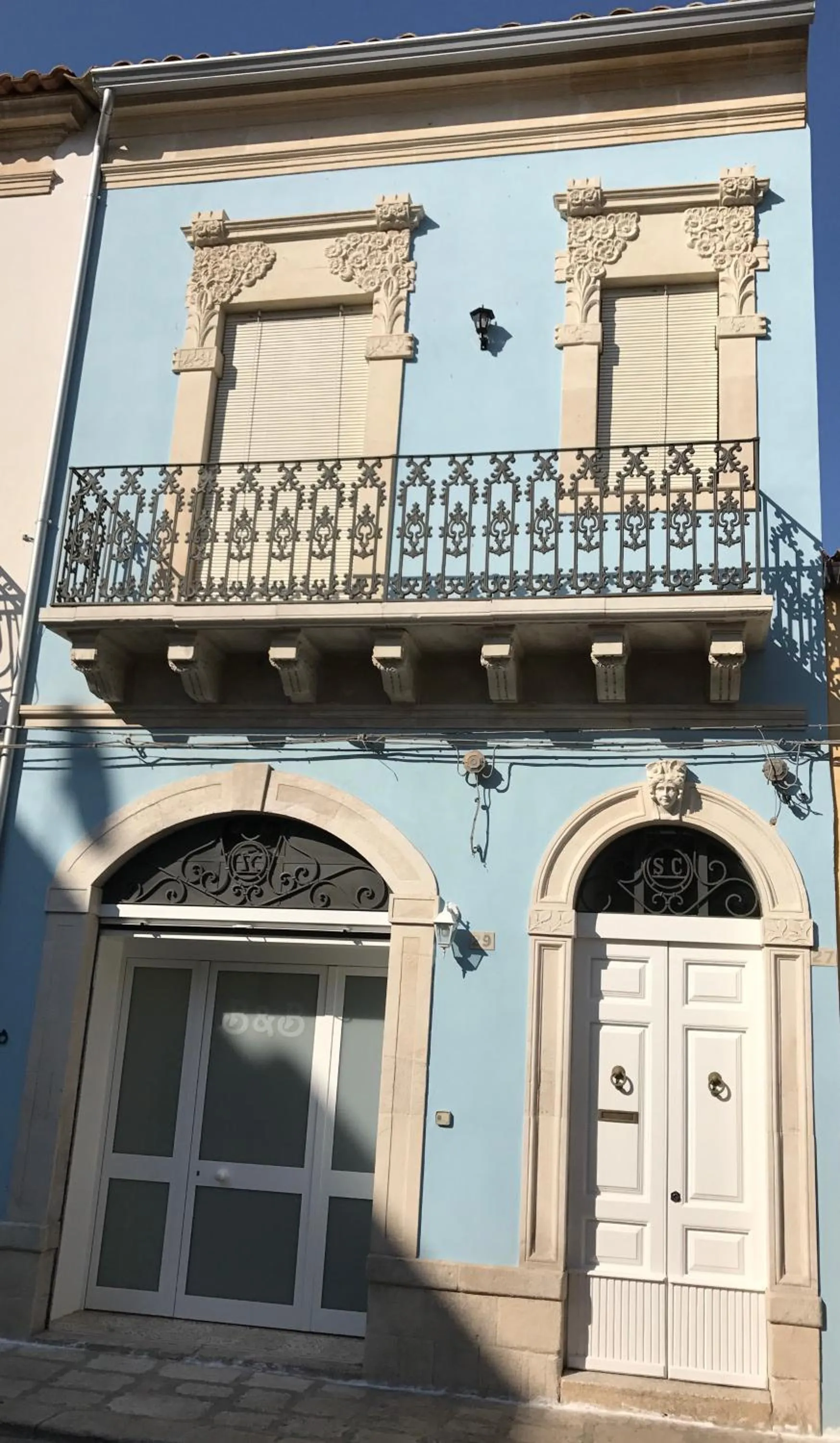 Property building in La Casa del Liberty