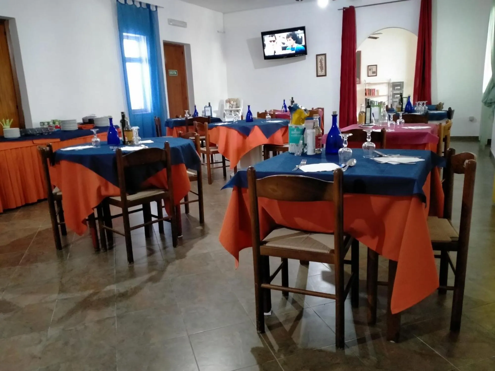 Restaurant/places to eat in Luigiane B&B