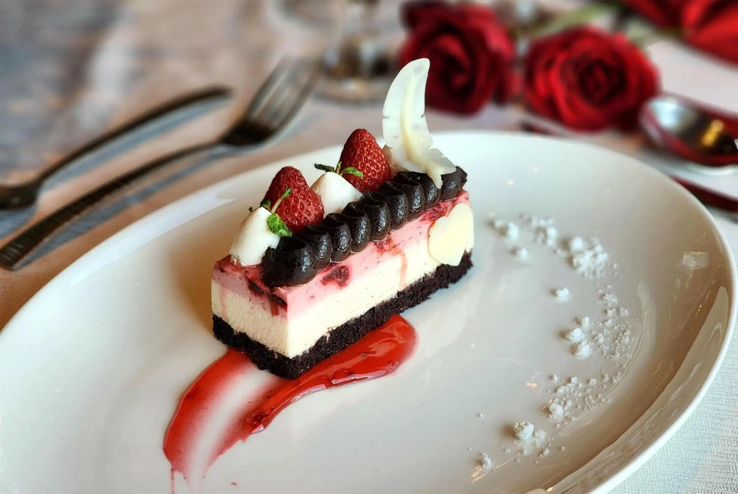 Restaurant/places to eat in Radisson Blu Cebu Restaurant/places to eat in Radisson Blu Cebu