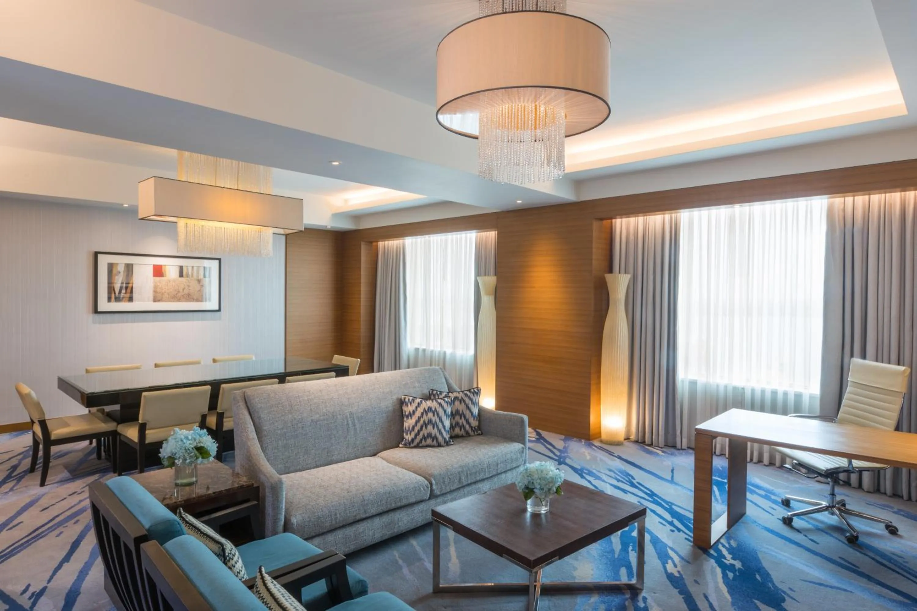 Living room in Radisson Blu Cebu