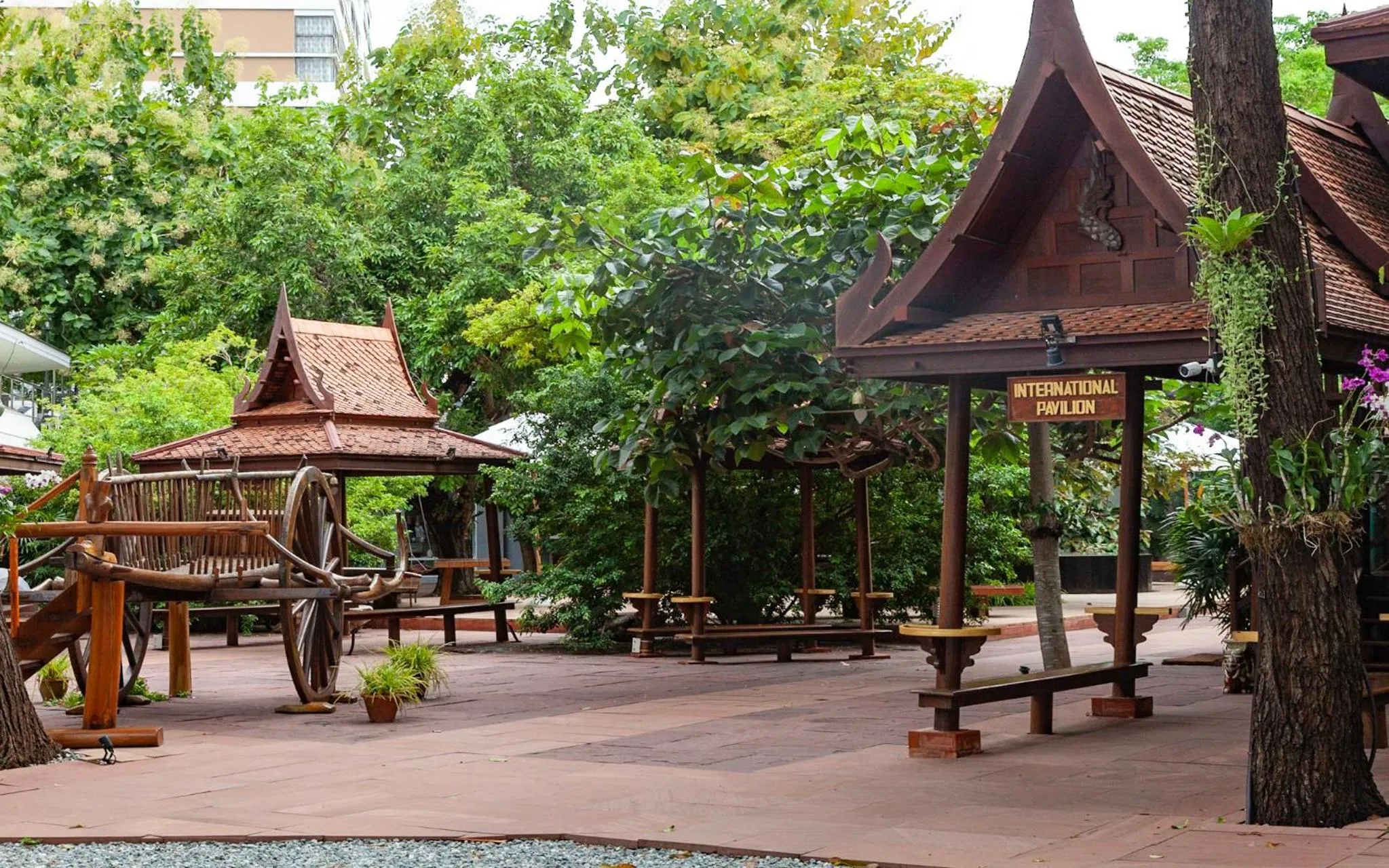 Restaurant/places to eat in Sugar Hut Resort & Restaurant