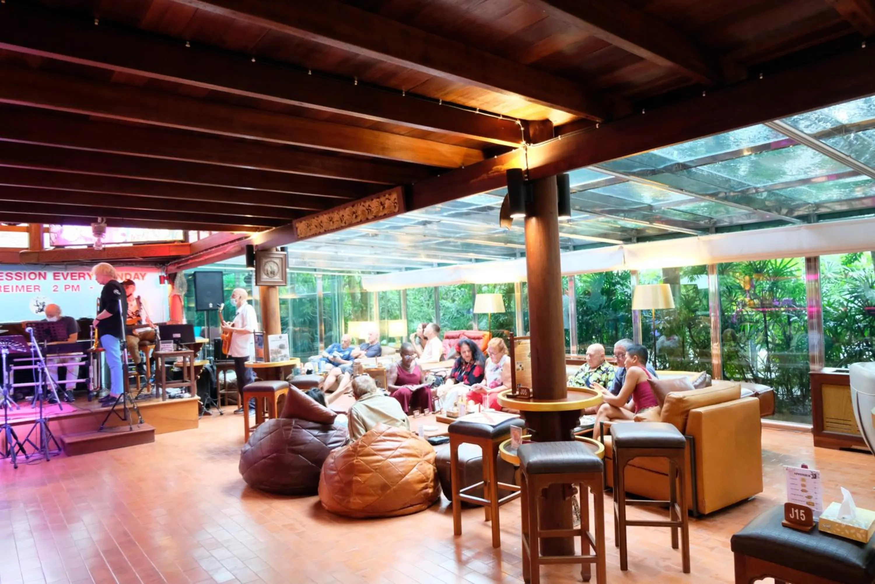 Sugar Hut Resort & Restaurant