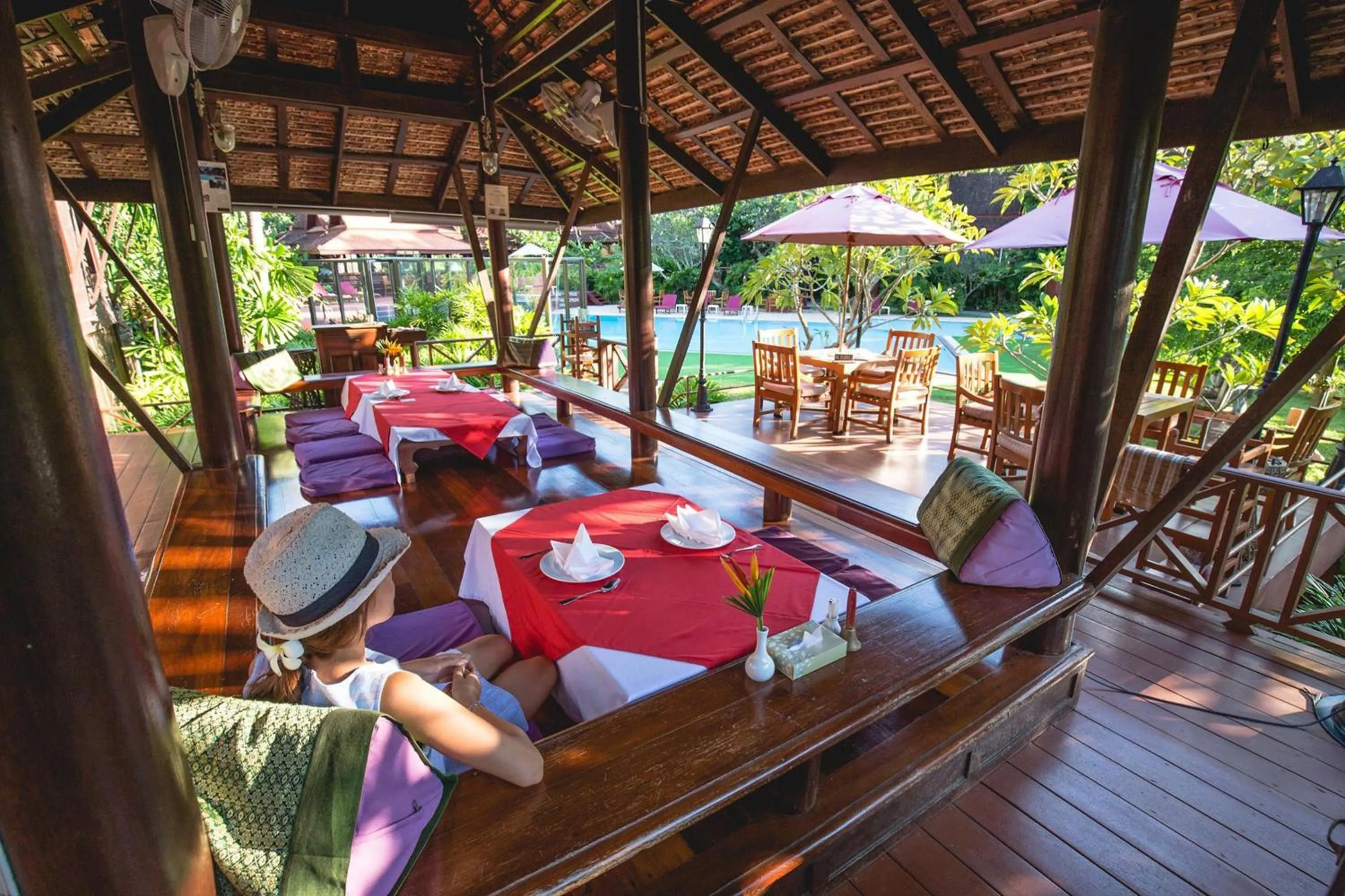 Restaurant/places to eat in Sugar Hut Resort & Restaurant