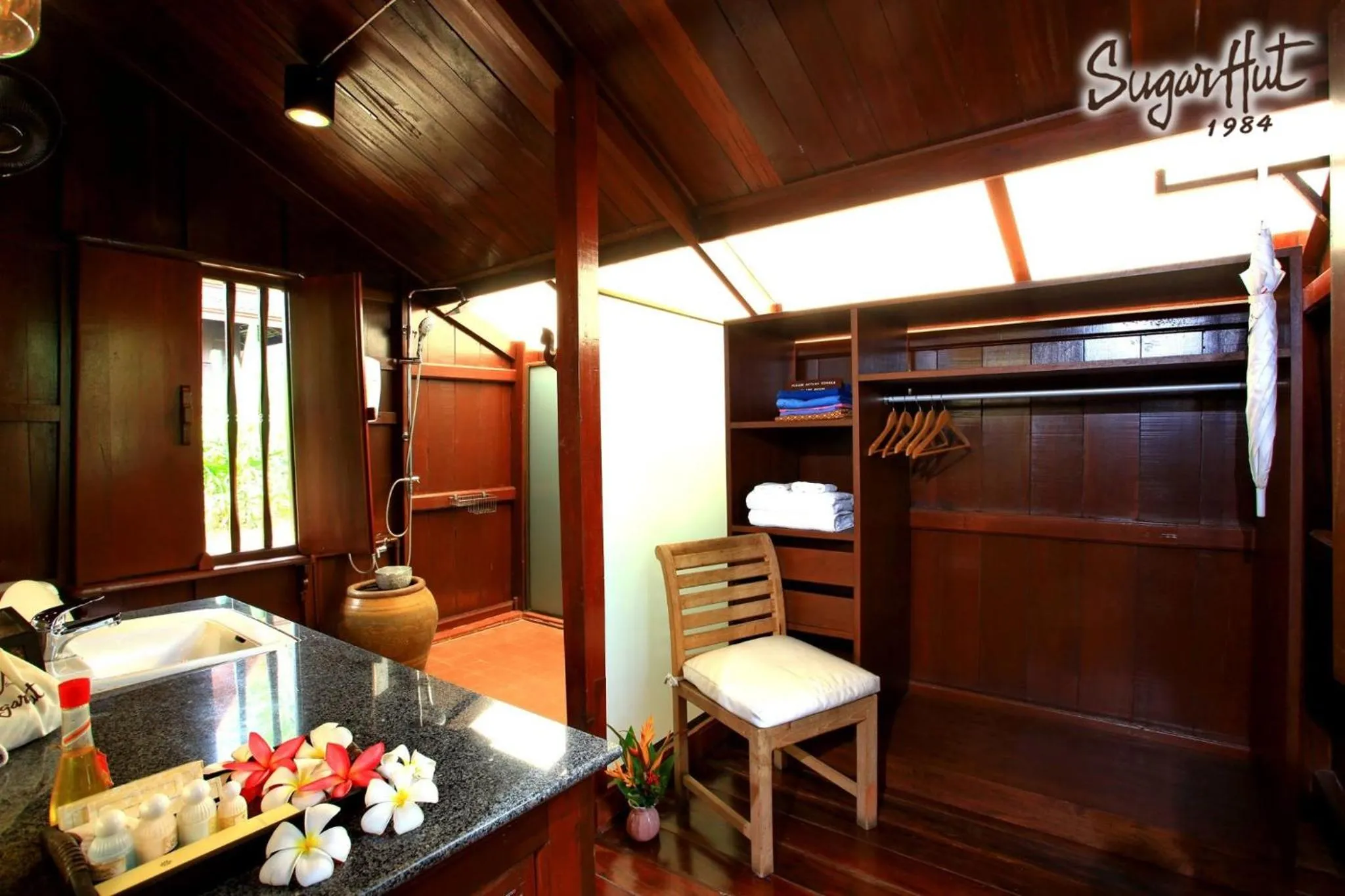 Bathroom in Sugar Hut Resort & Restaurant