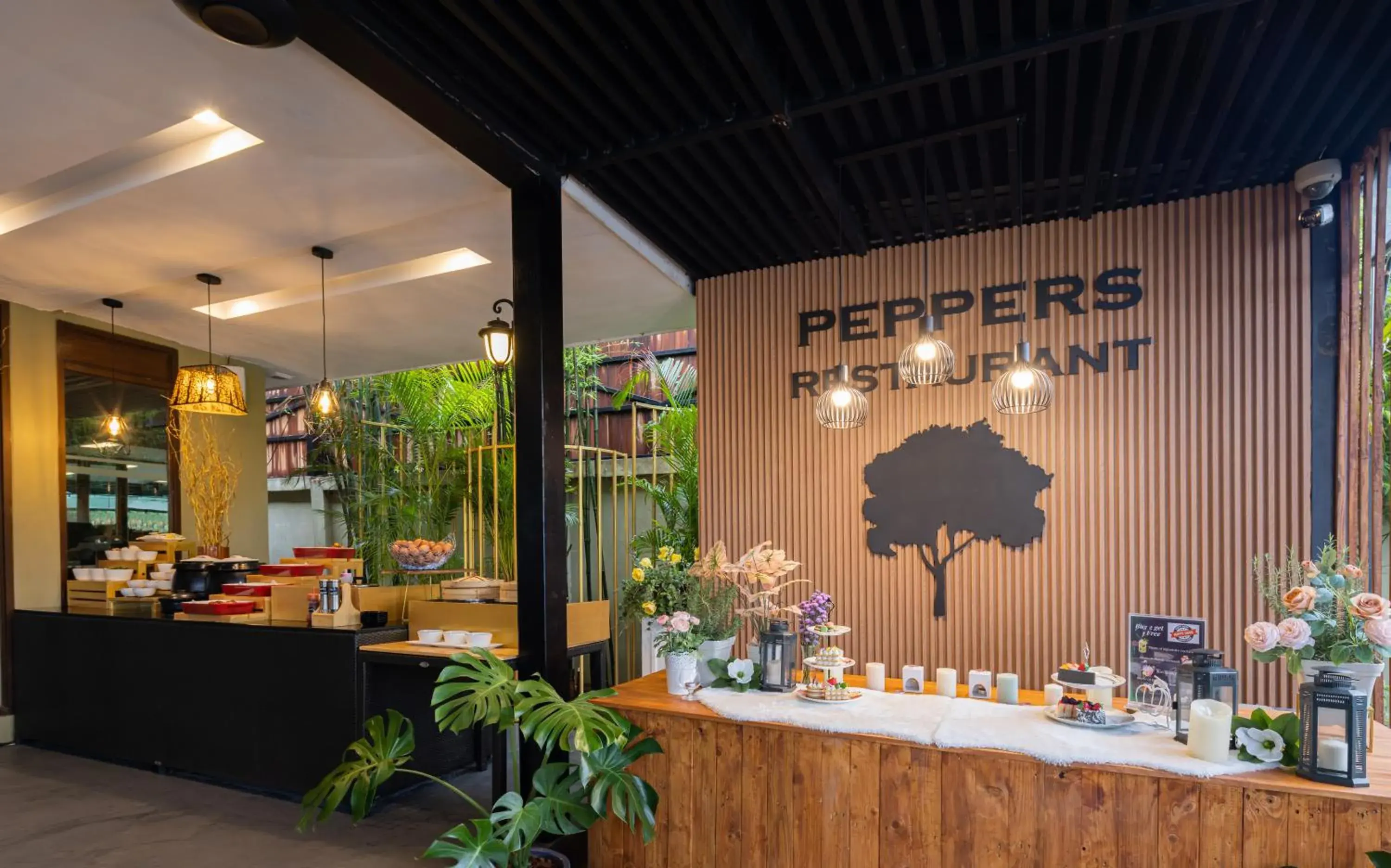 Restaurant/places to eat in U Inchantree Kanchanaburi Restaurant/places to eat in U Inchantree Kanchanaburi