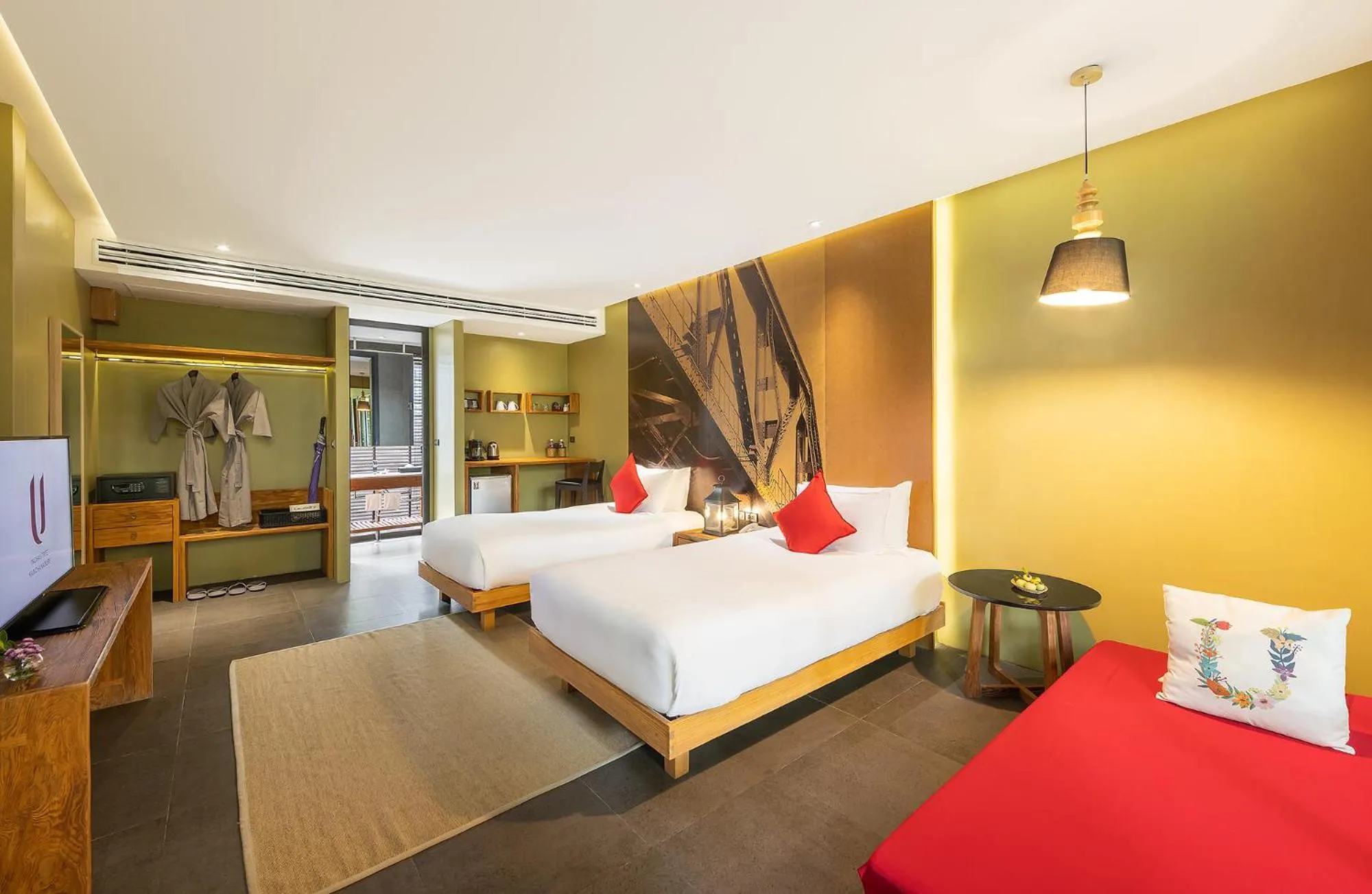 Bed in U Inchantree Kanchanaburi