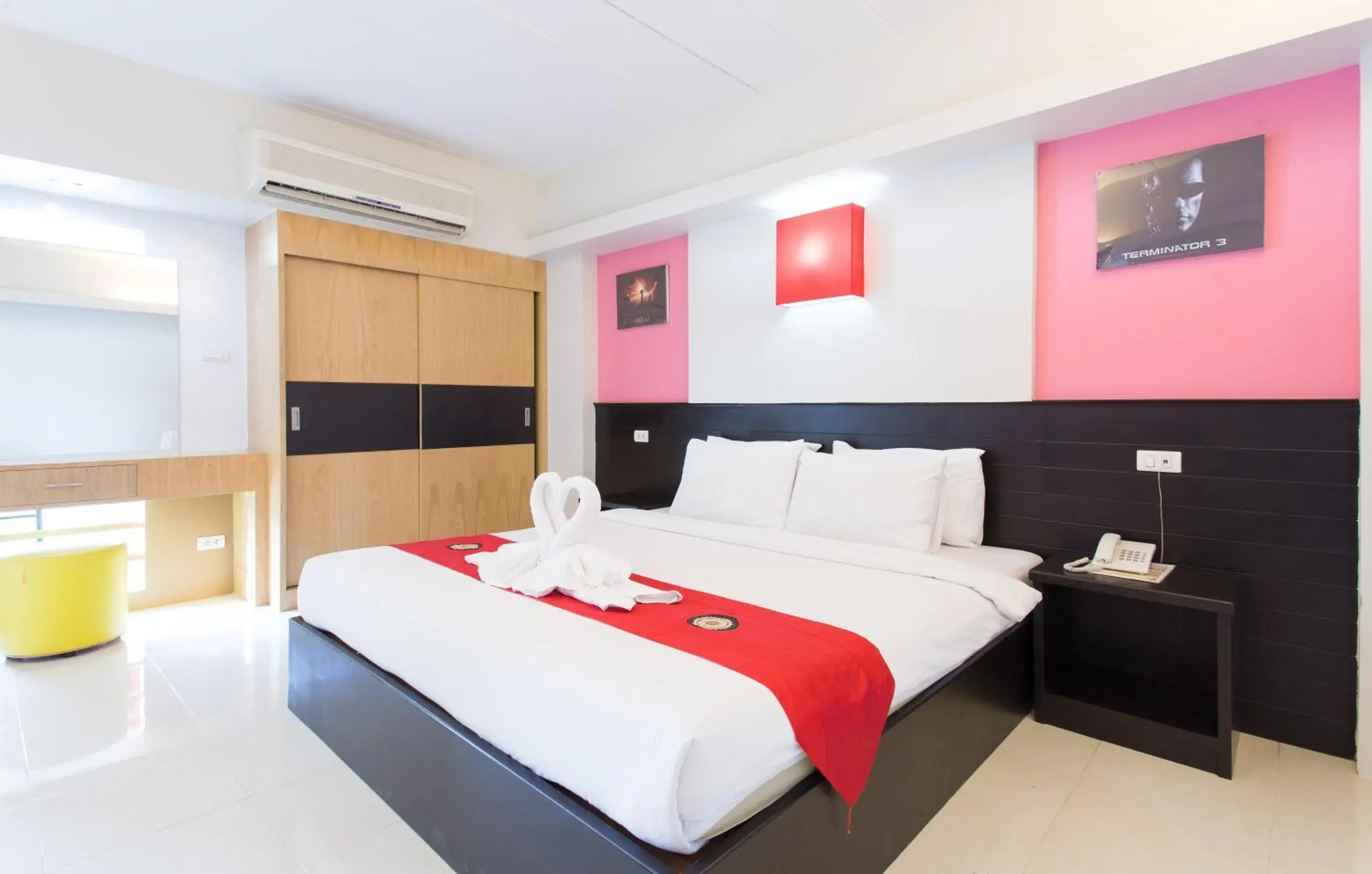 Bed in The One Surat Bed in The One Surat