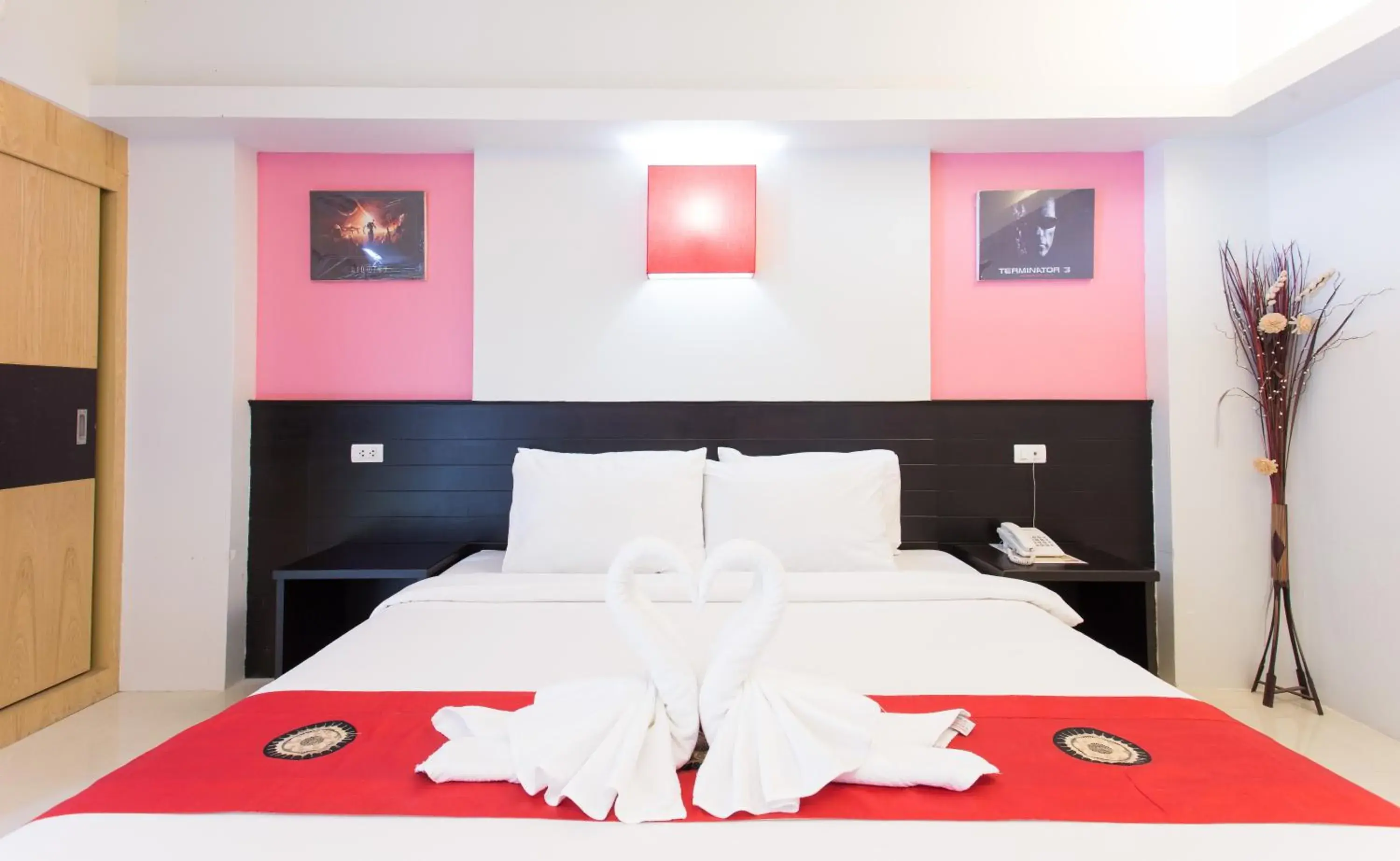 Superior Double Room in The One Surat Superior Double Room in The One Surat