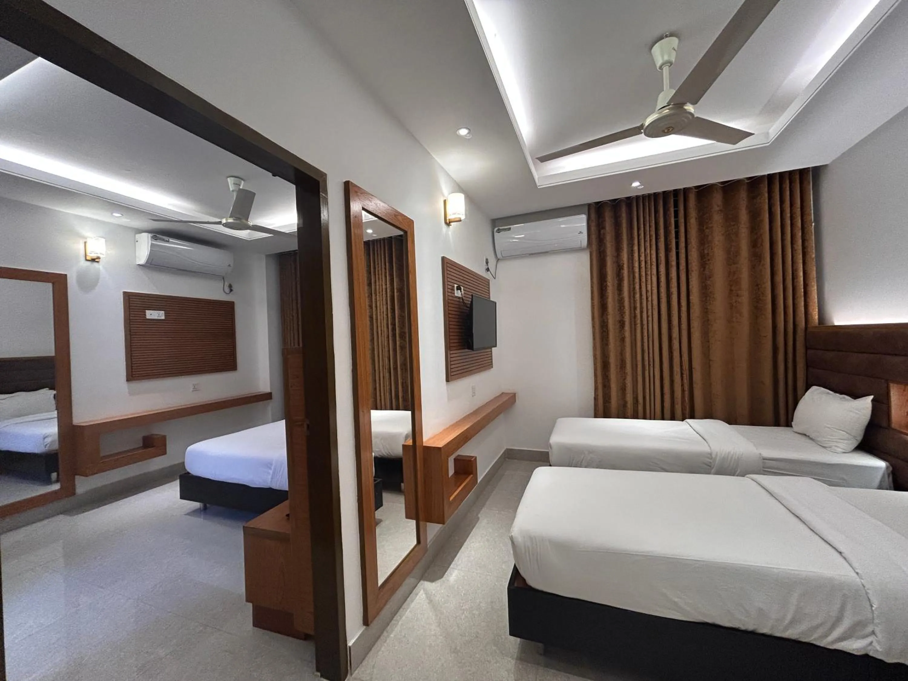 Bed in La Vista Hotel