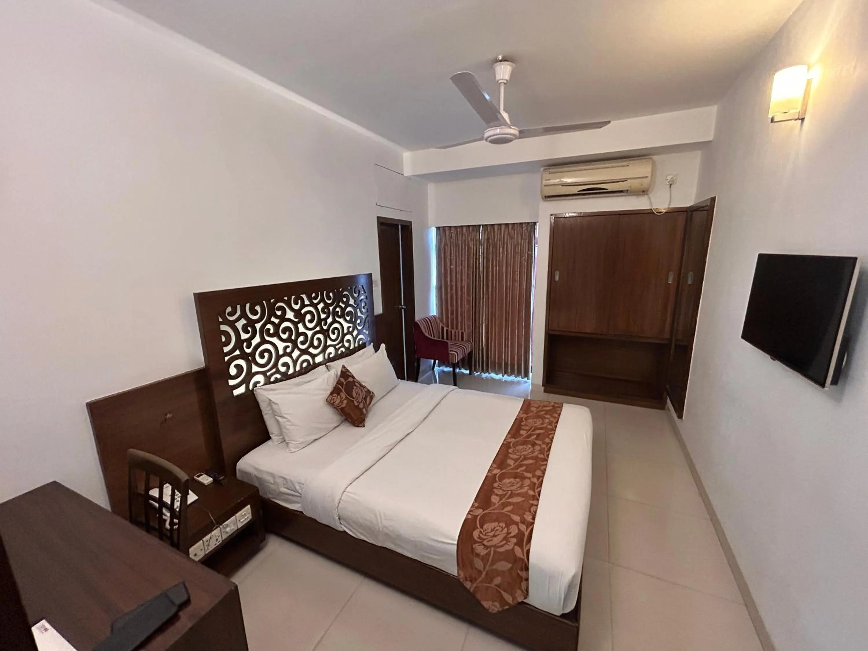 Bed in La Vista Hotel