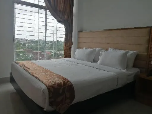 Bed in La Vista Hotel
