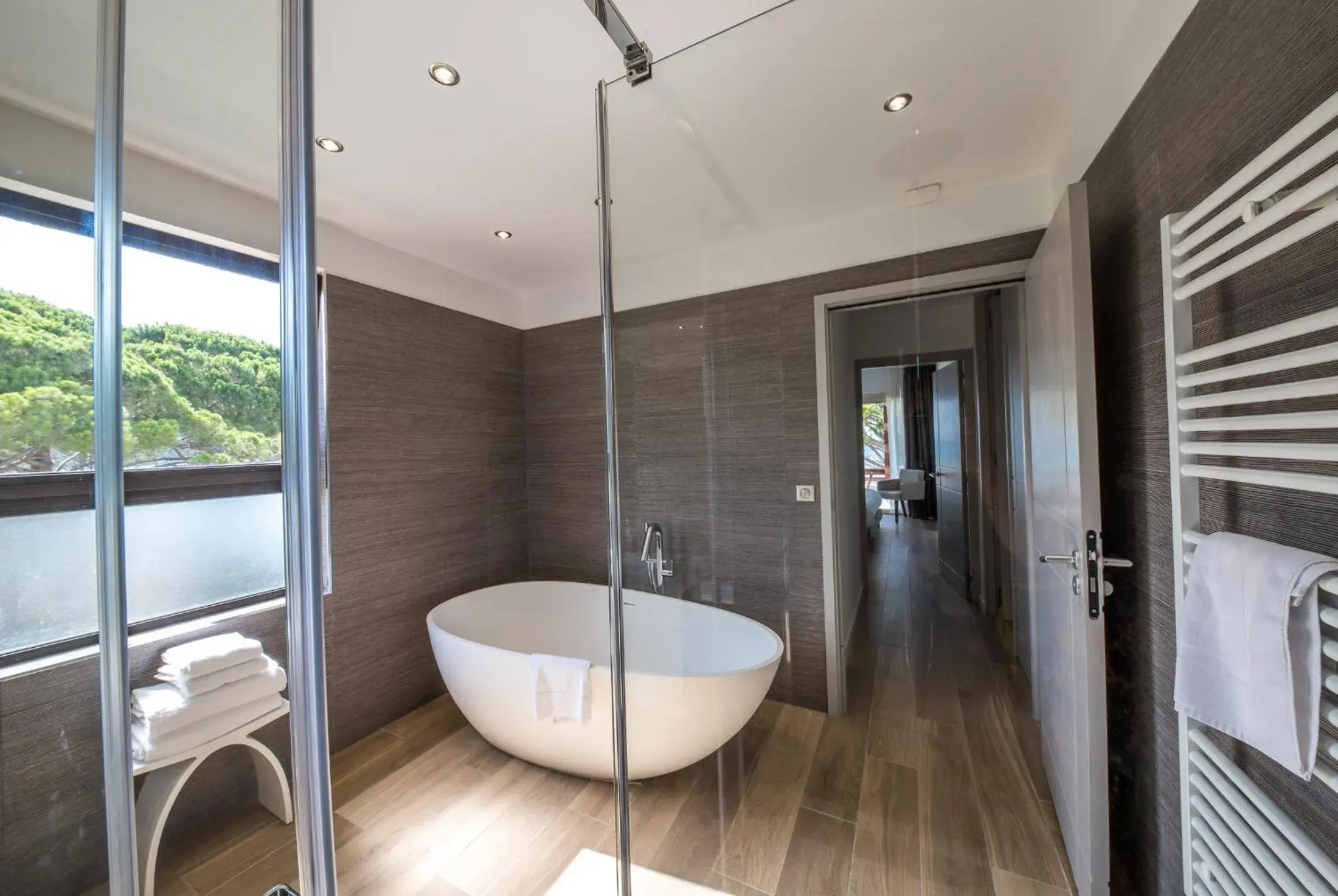 Bathroom in Hôtel La Roya Bathroom in Hôtel La Roya