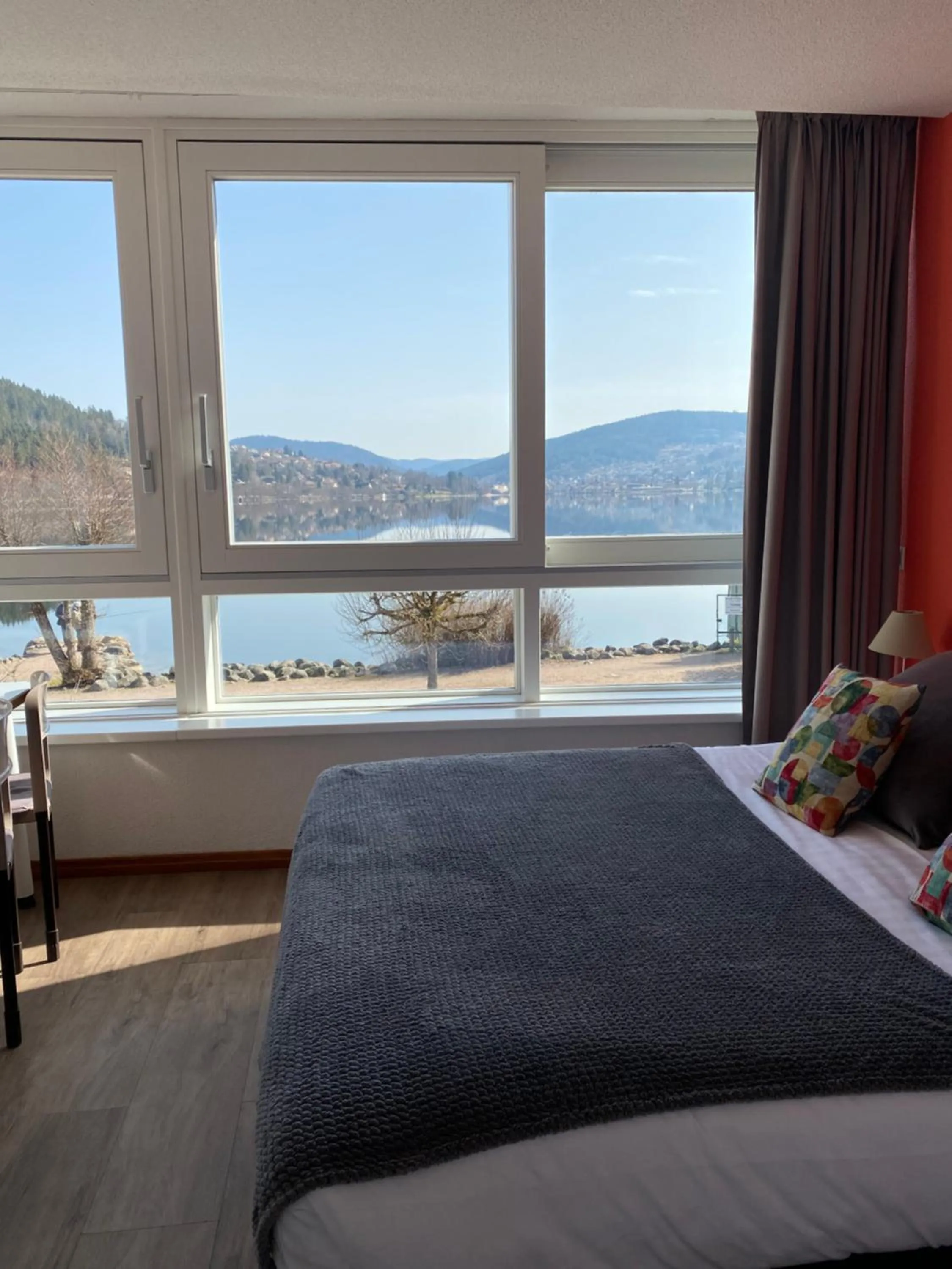 Location, Bed in Appart'Hôtel LIDO au bord de l'eau