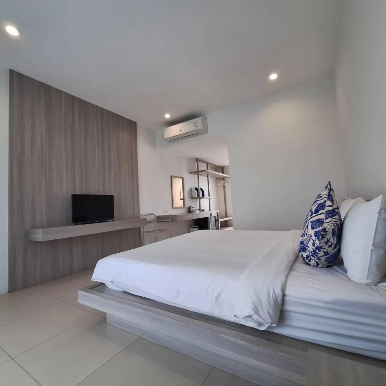 Bed in Baanfah Resort Samui