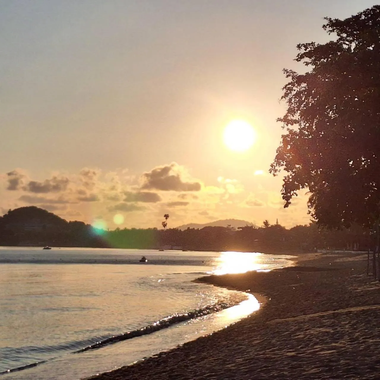 Beach in Baanfah Resort Samui