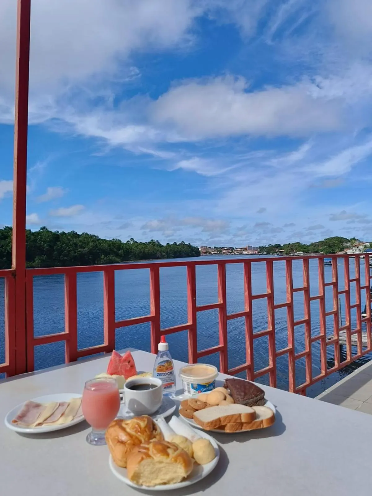 Continental breakfast in Hotel Beira Rio Preguiças