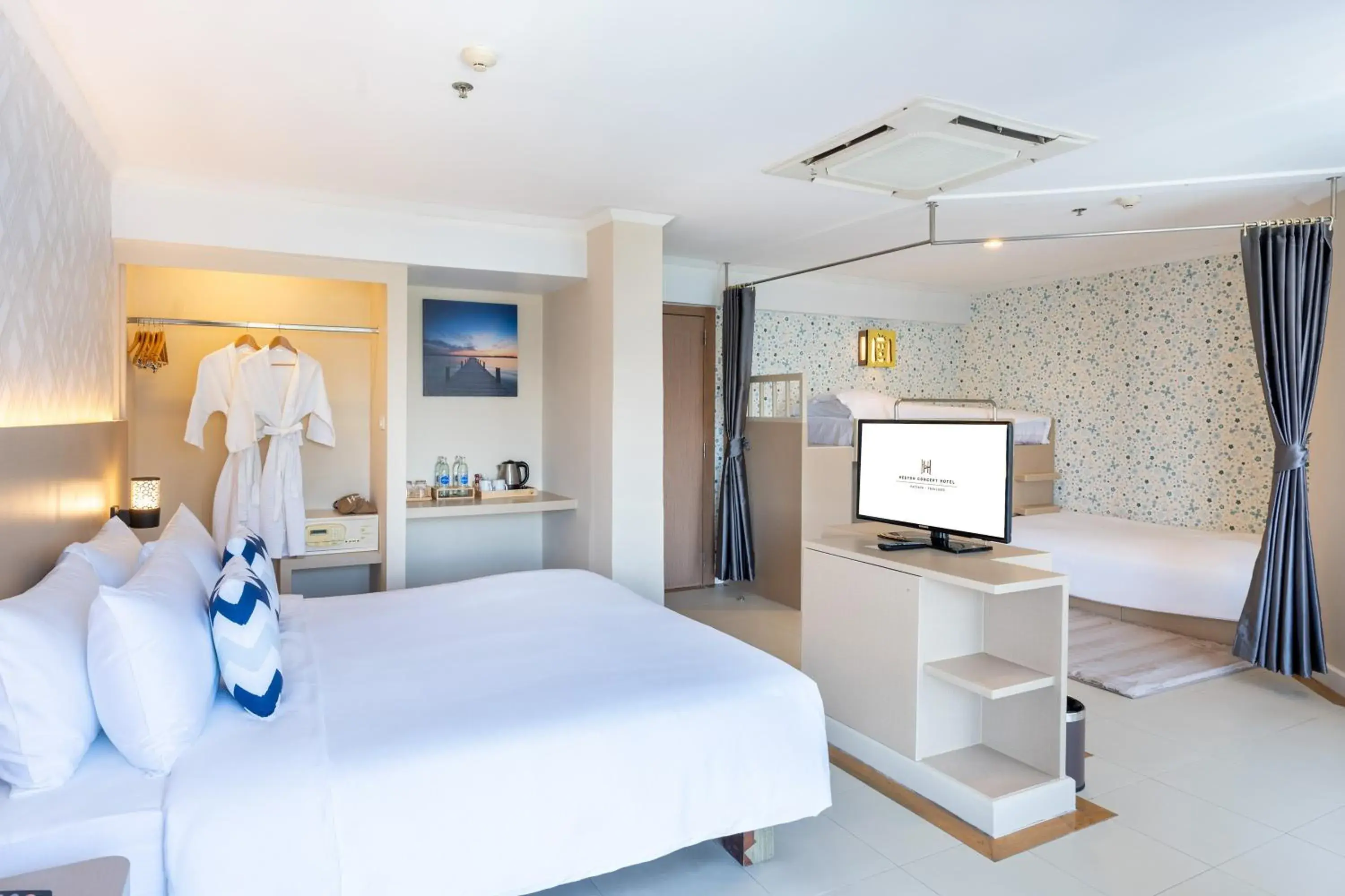 Bed in Heeton Concept Hotel Pattaya by Compass Hospitality Bed in Heeton Concept Hotel Pattaya by Compass Hospitality