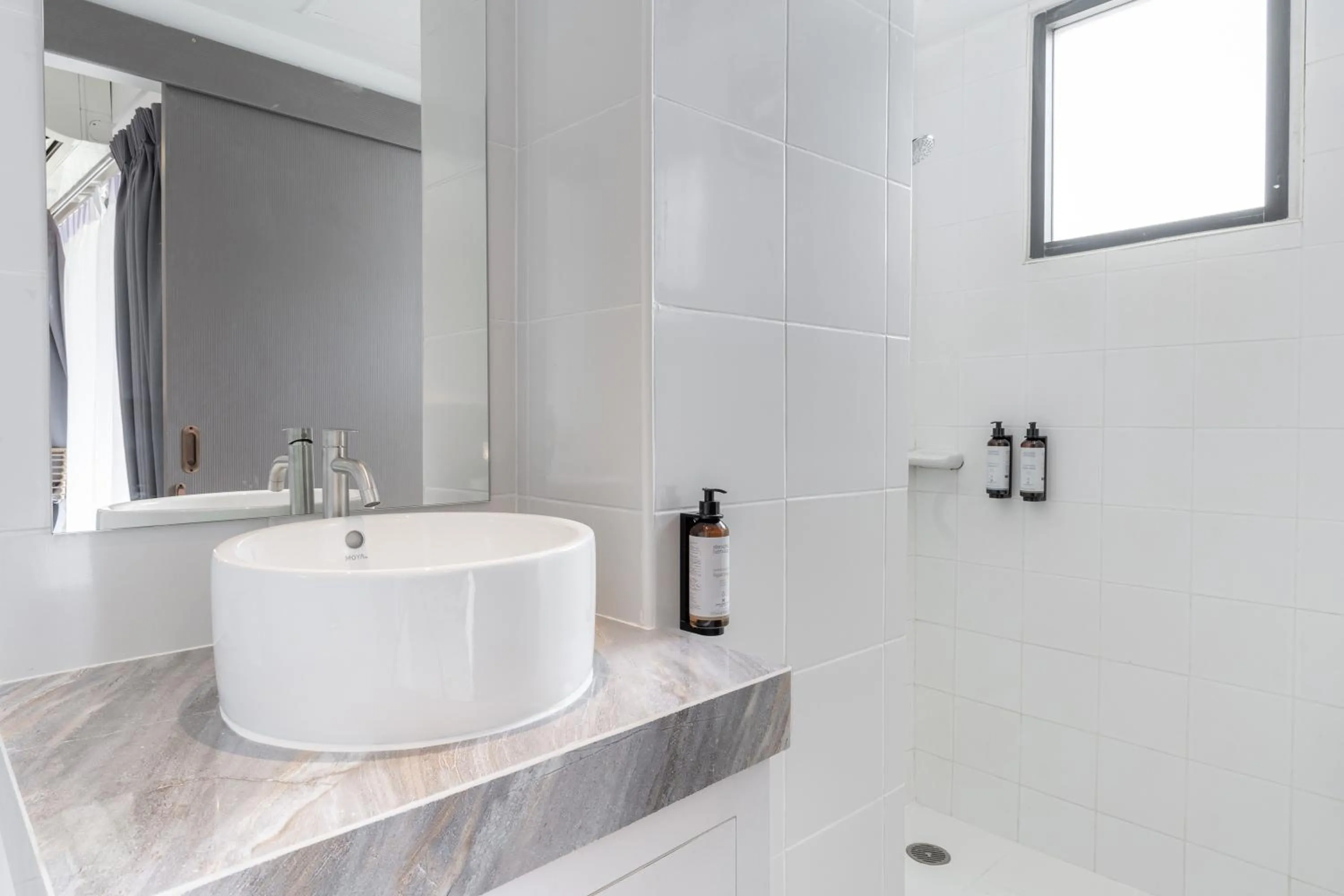 Shower in Heeton Concept Hotel Pattaya by Compass Hospitality