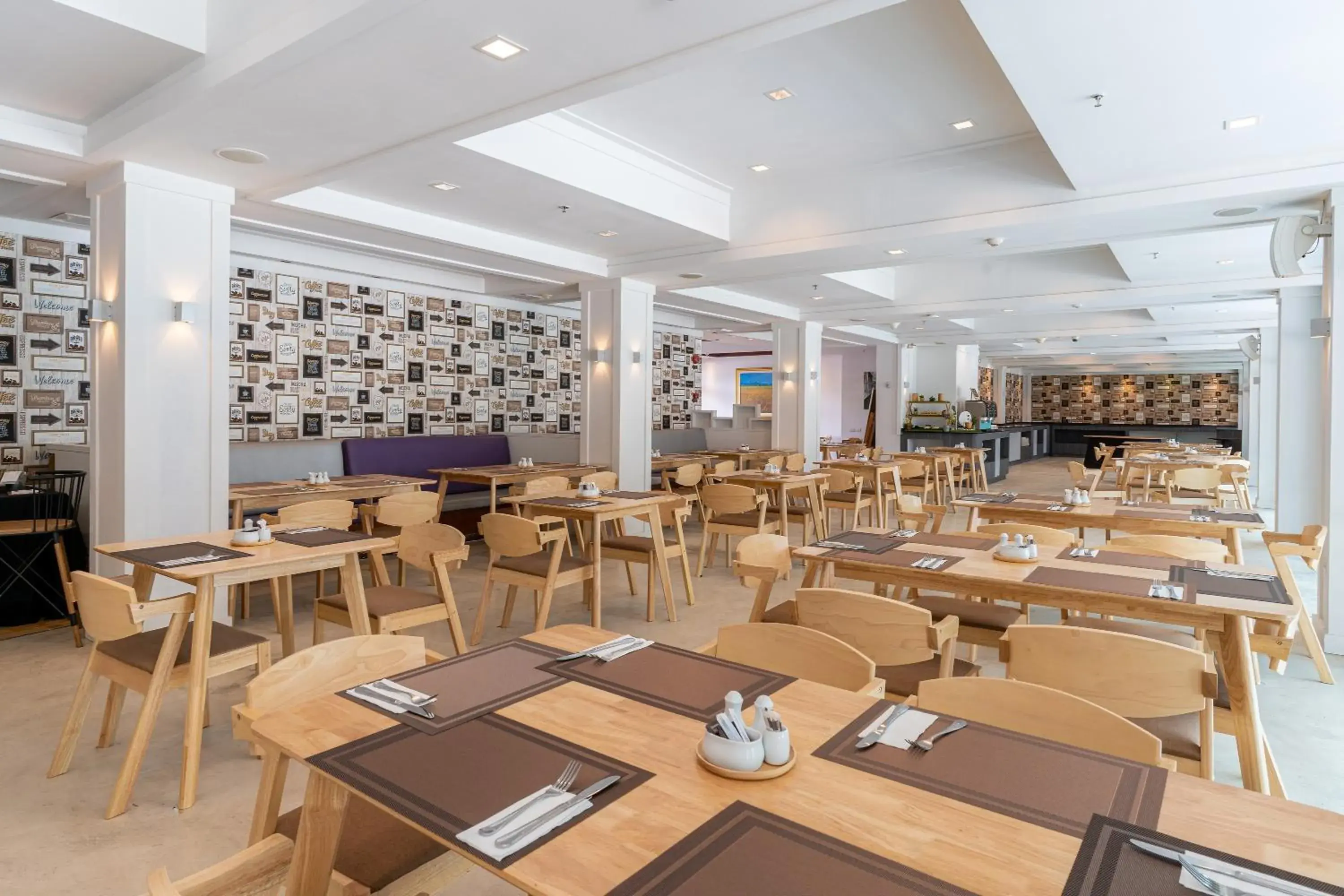 Restaurant/places to eat in Heeton Concept Hotel Pattaya by Compass Hospitality Restaurant/places to eat in Heeton Concept Hotel Pattaya by Compass Hospitality