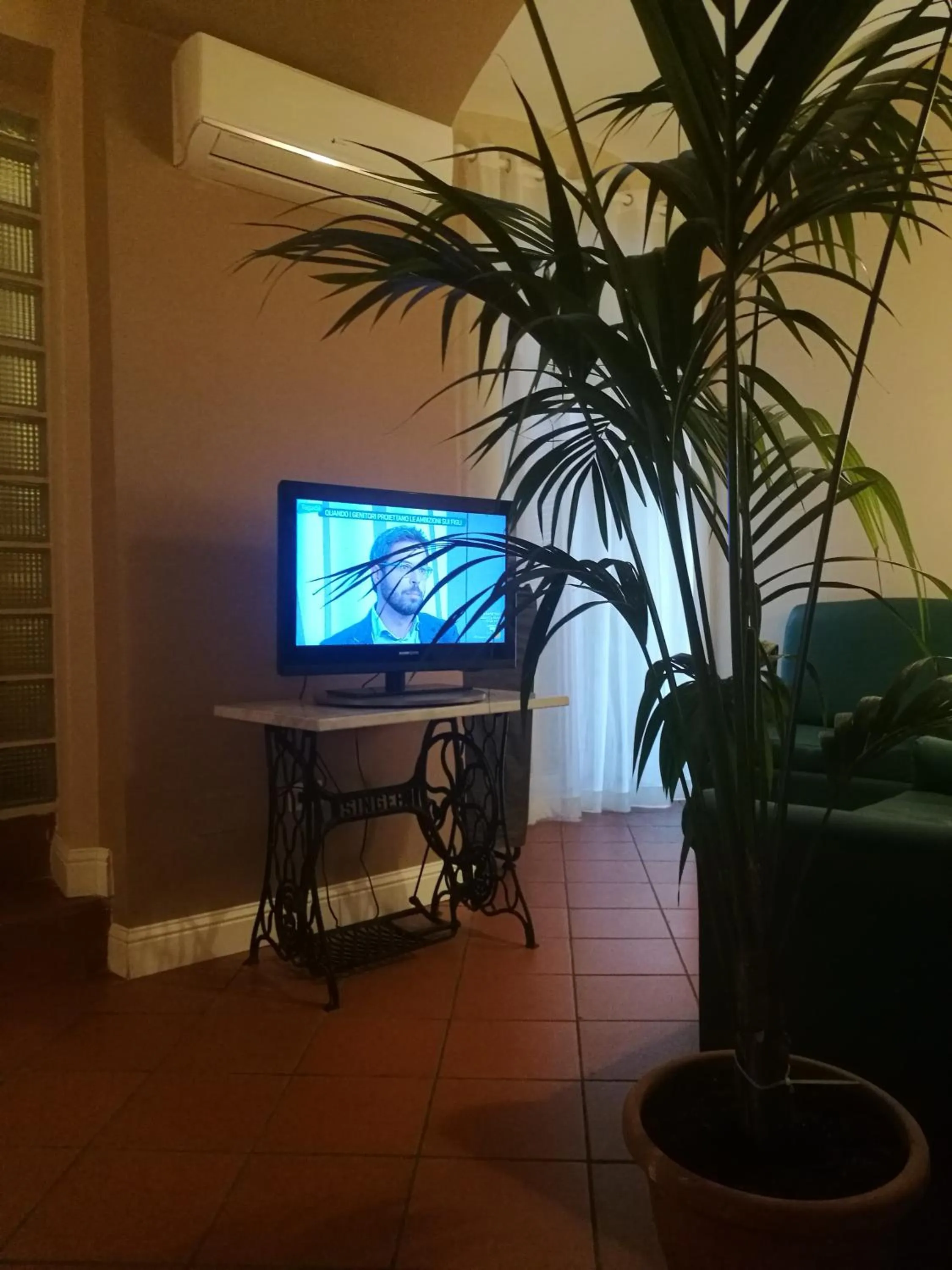 Bedroom in Bed morelli 49 , chiaia