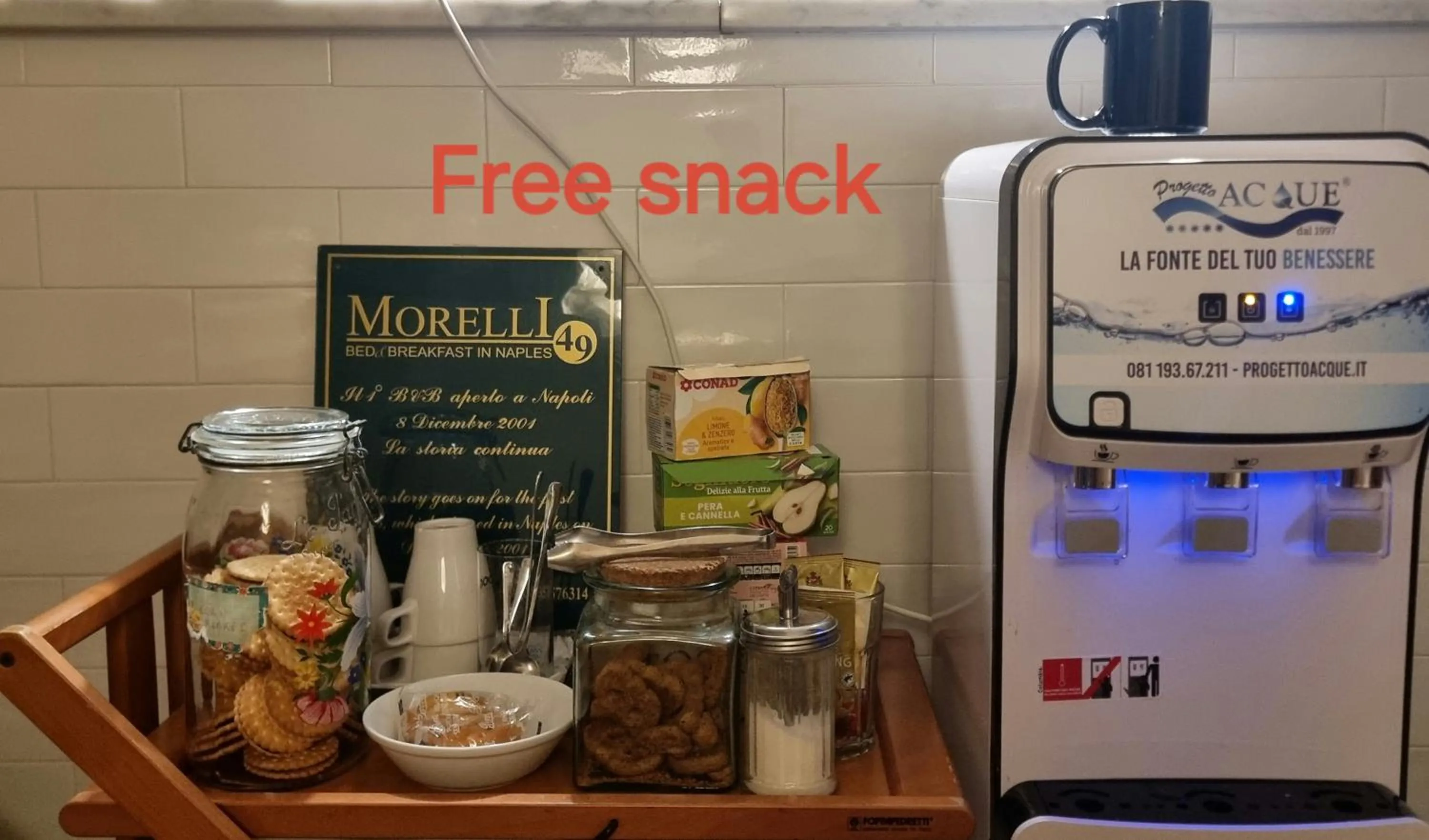 Coffee/tea facilities in Bed morelli 49 , chiaia